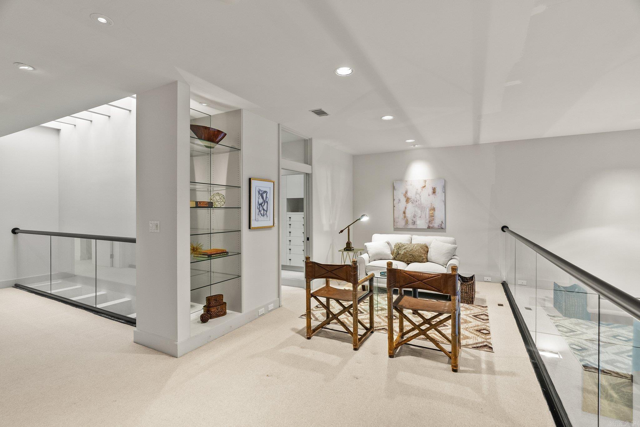 33 Riverpoint Road Little Rock, AR 72202