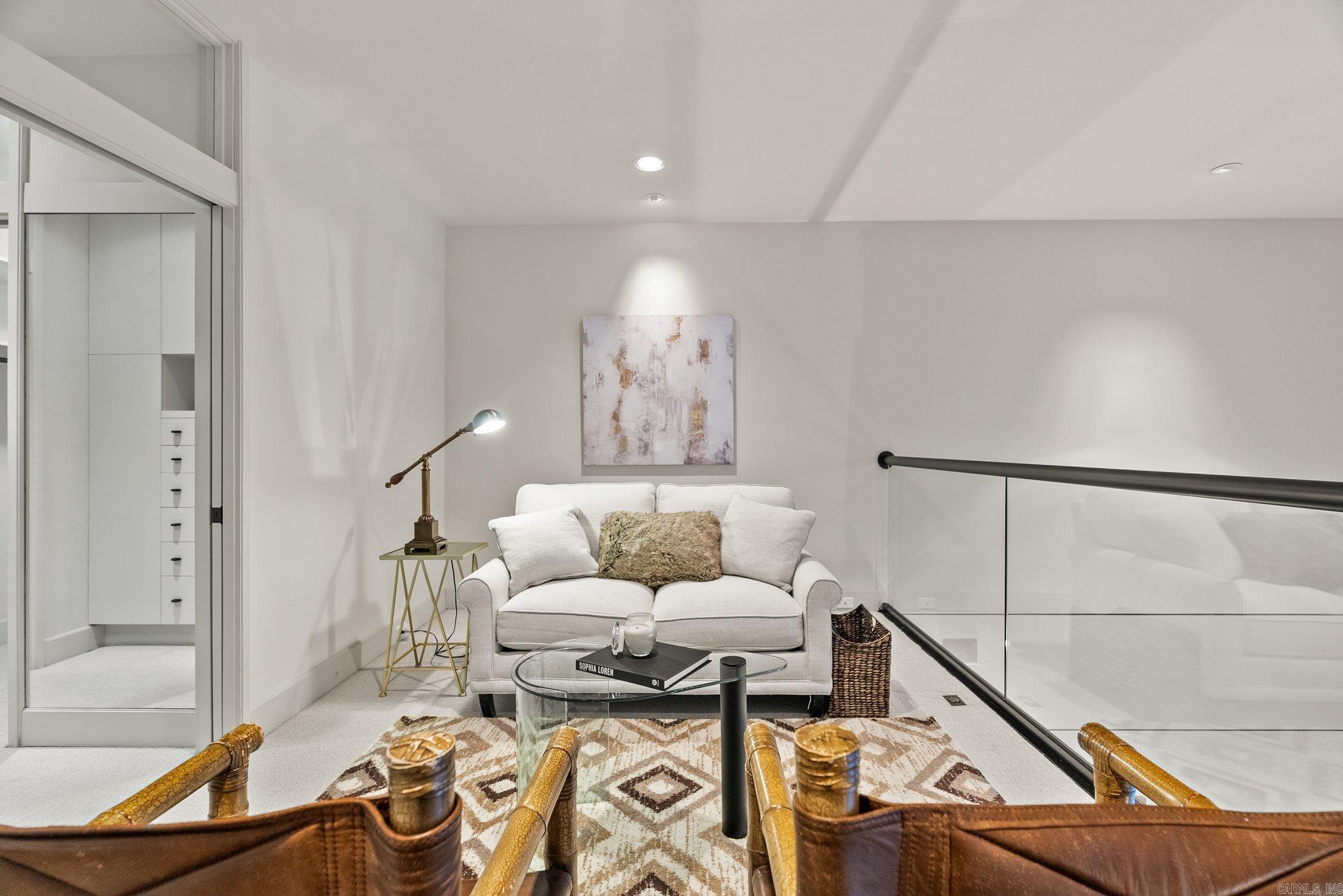 33 Riverpoint Road Little Rock, AR 72202