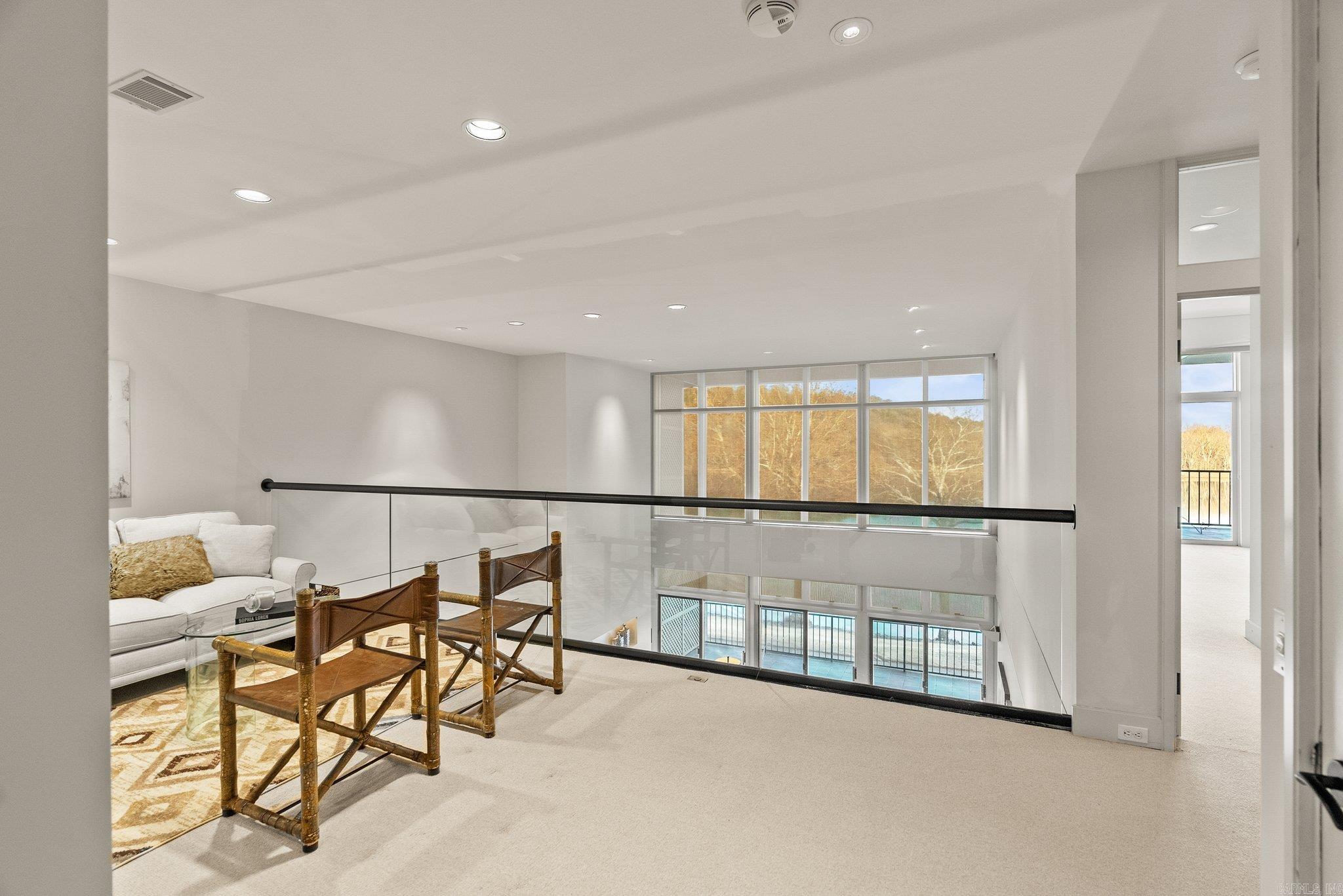 33 Riverpoint Road Little Rock, AR 72202