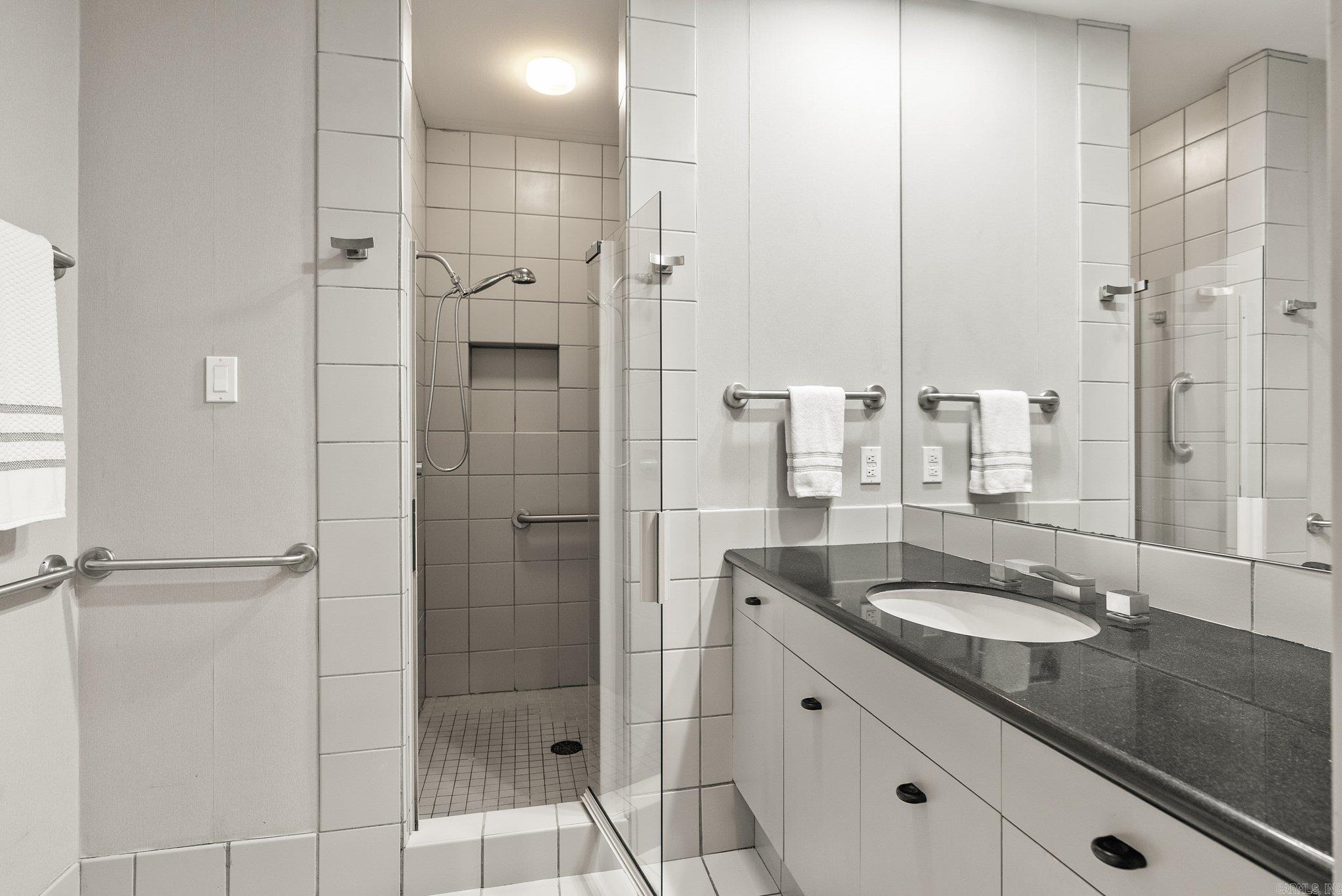 33 Riverpoint Road Little Rock, AR 72202