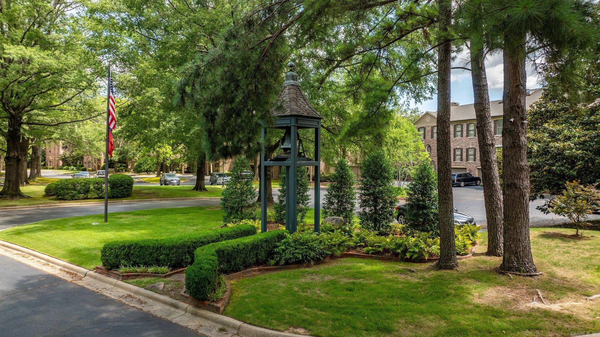 33 Riverpoint Road Little Rock, AR 72202