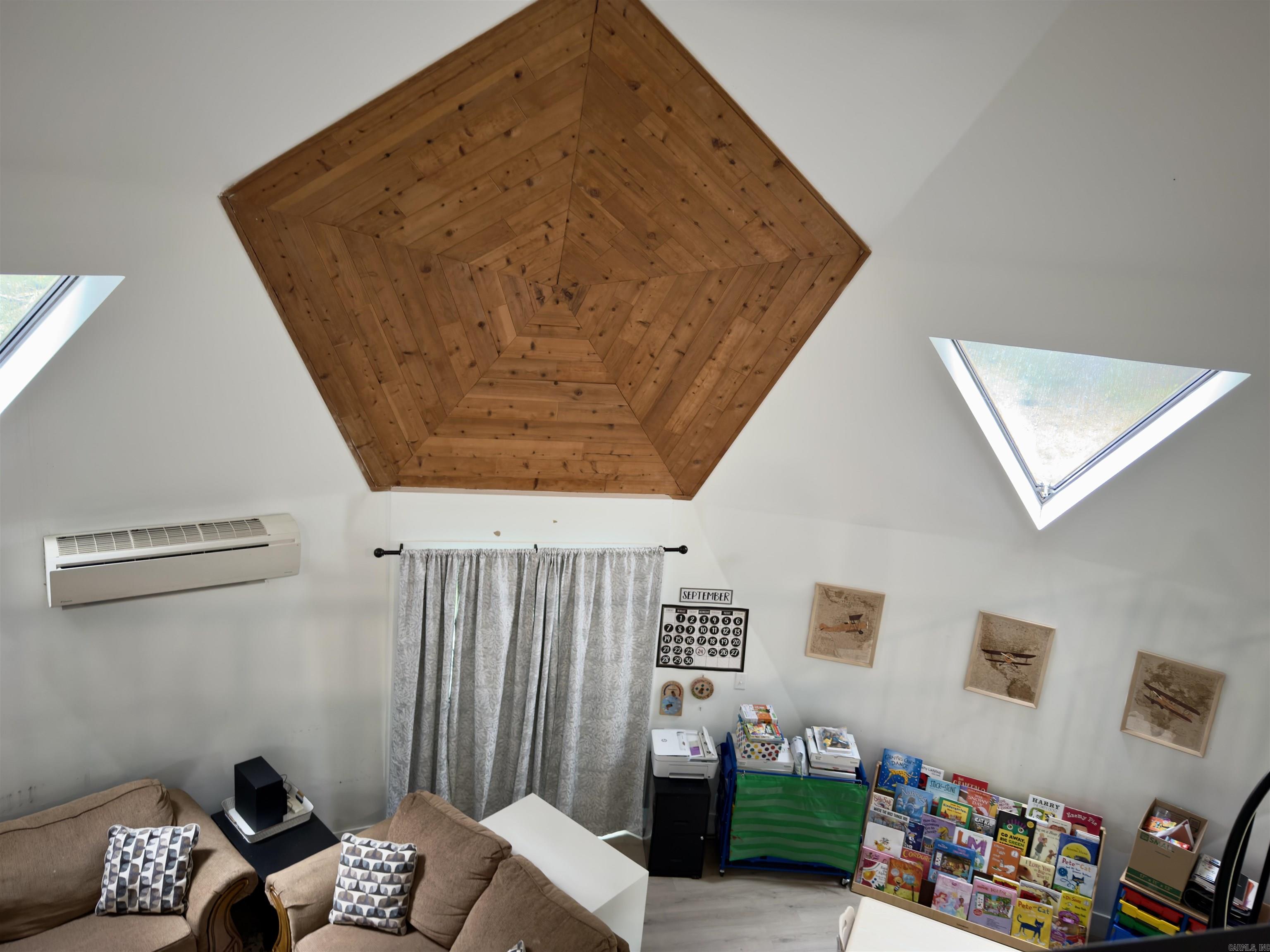 1130 Racket Ridge  Mountain View, AR