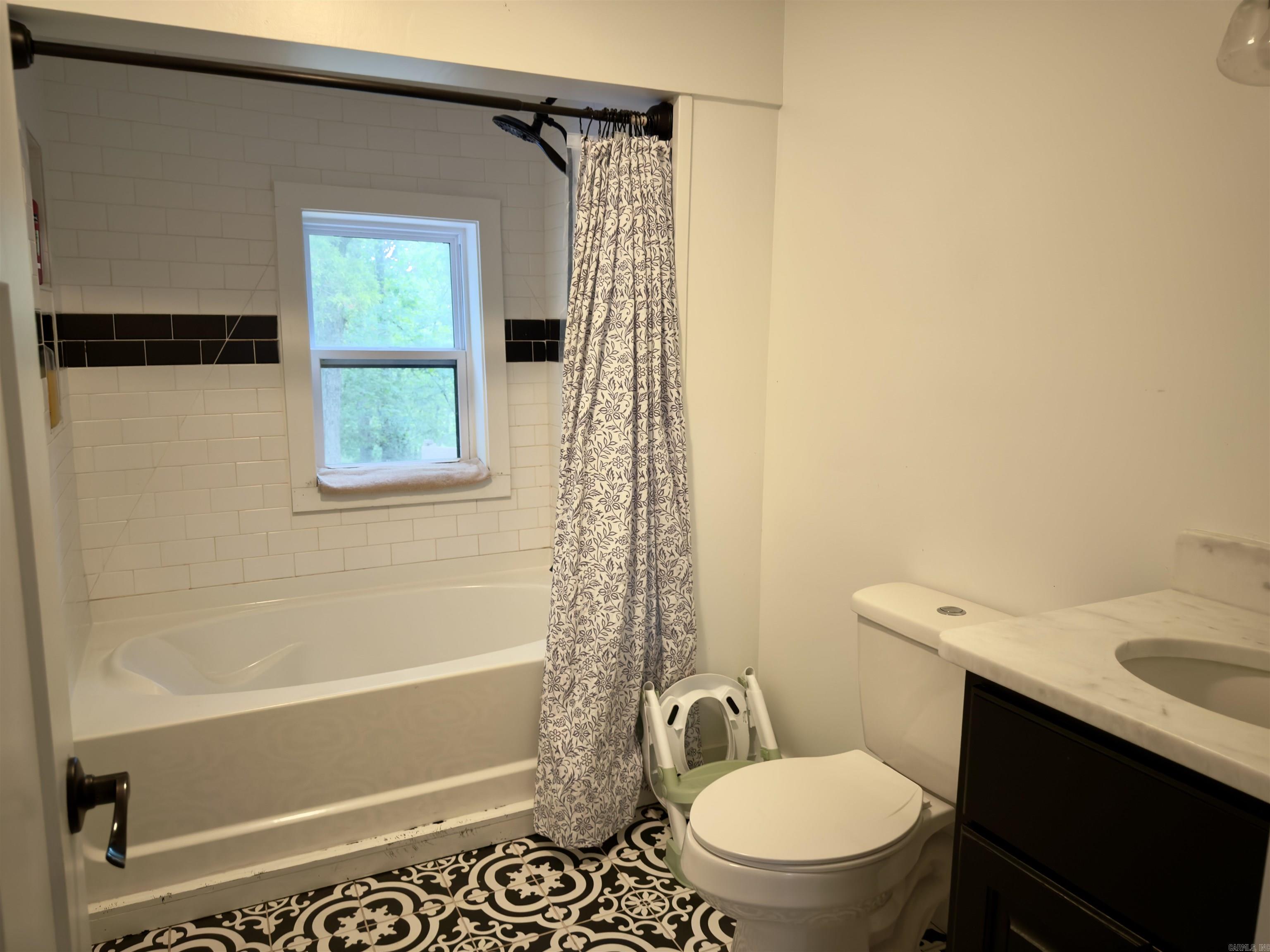 1130 Racket Ridge  Mountain View, AR