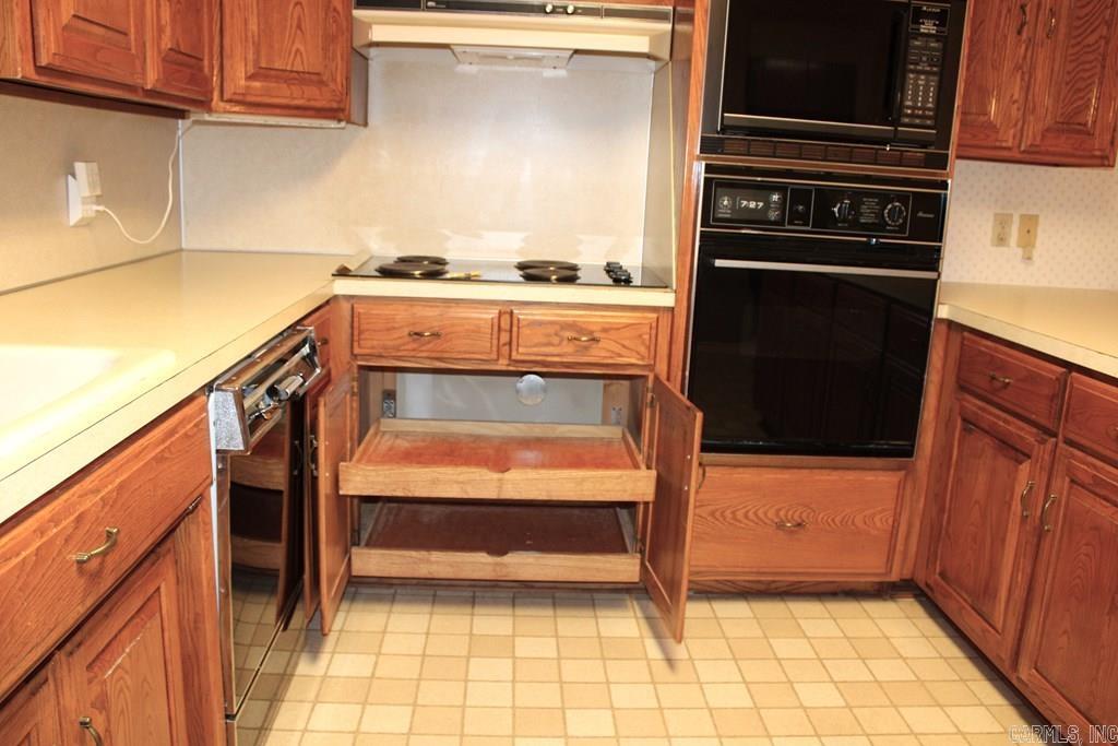 1201 E 42nd St.  Texarkana, AR