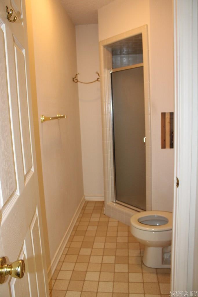 1201 E 42nd St.  Texarkana, AR