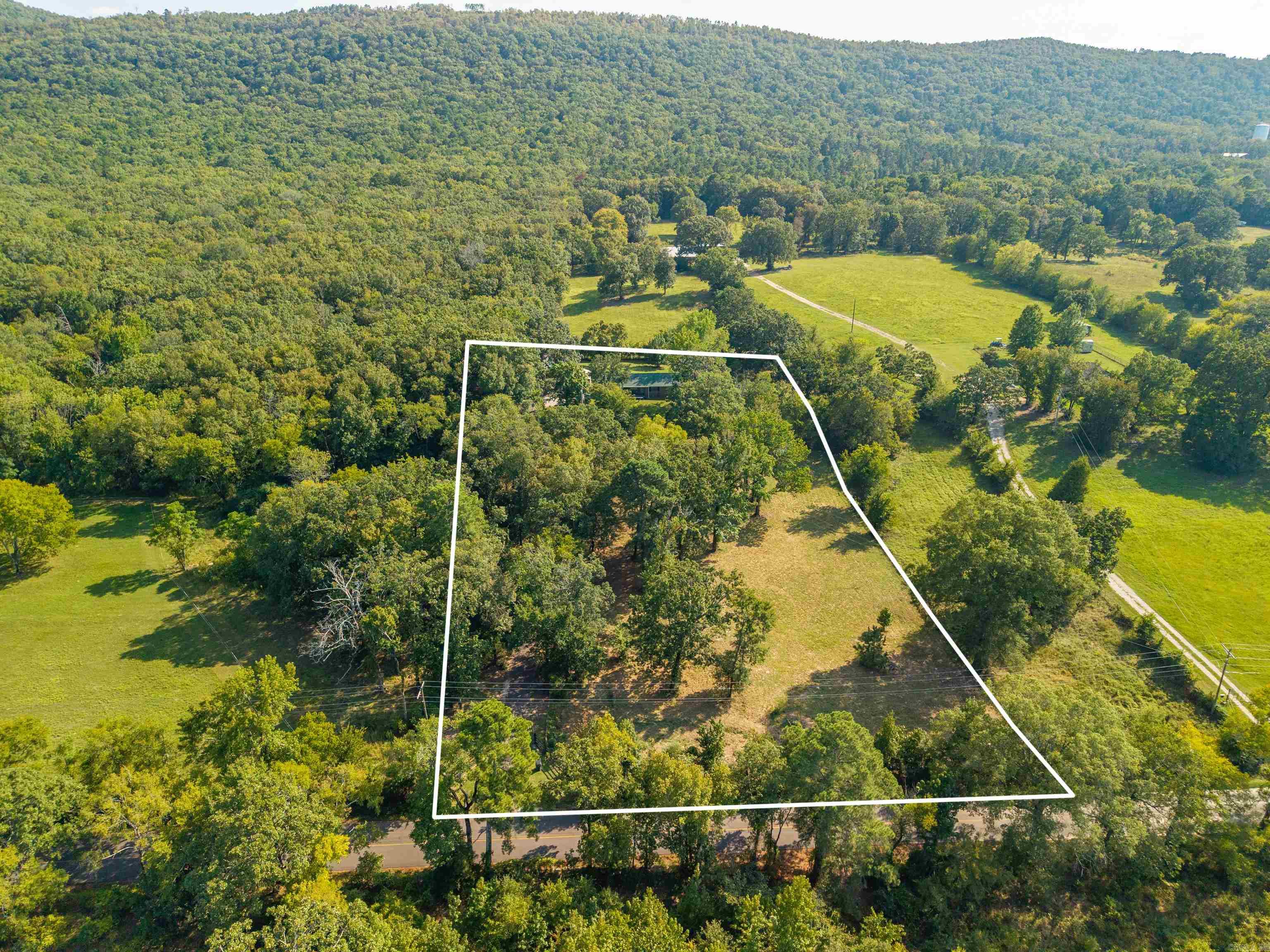 1115 Albright Road Hot Springs, AR 71913