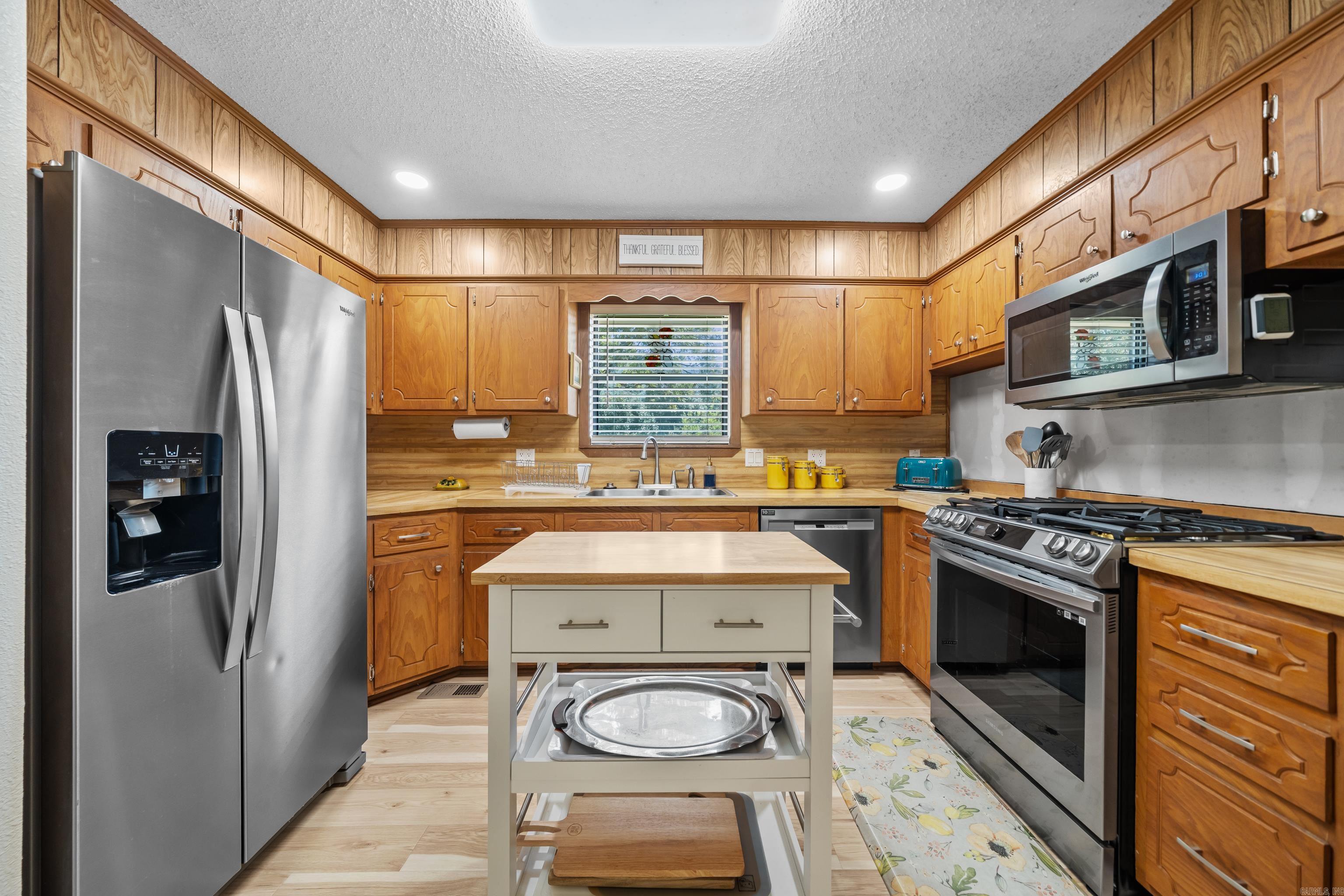 1115 Albright Road Hot Springs, AR 71913