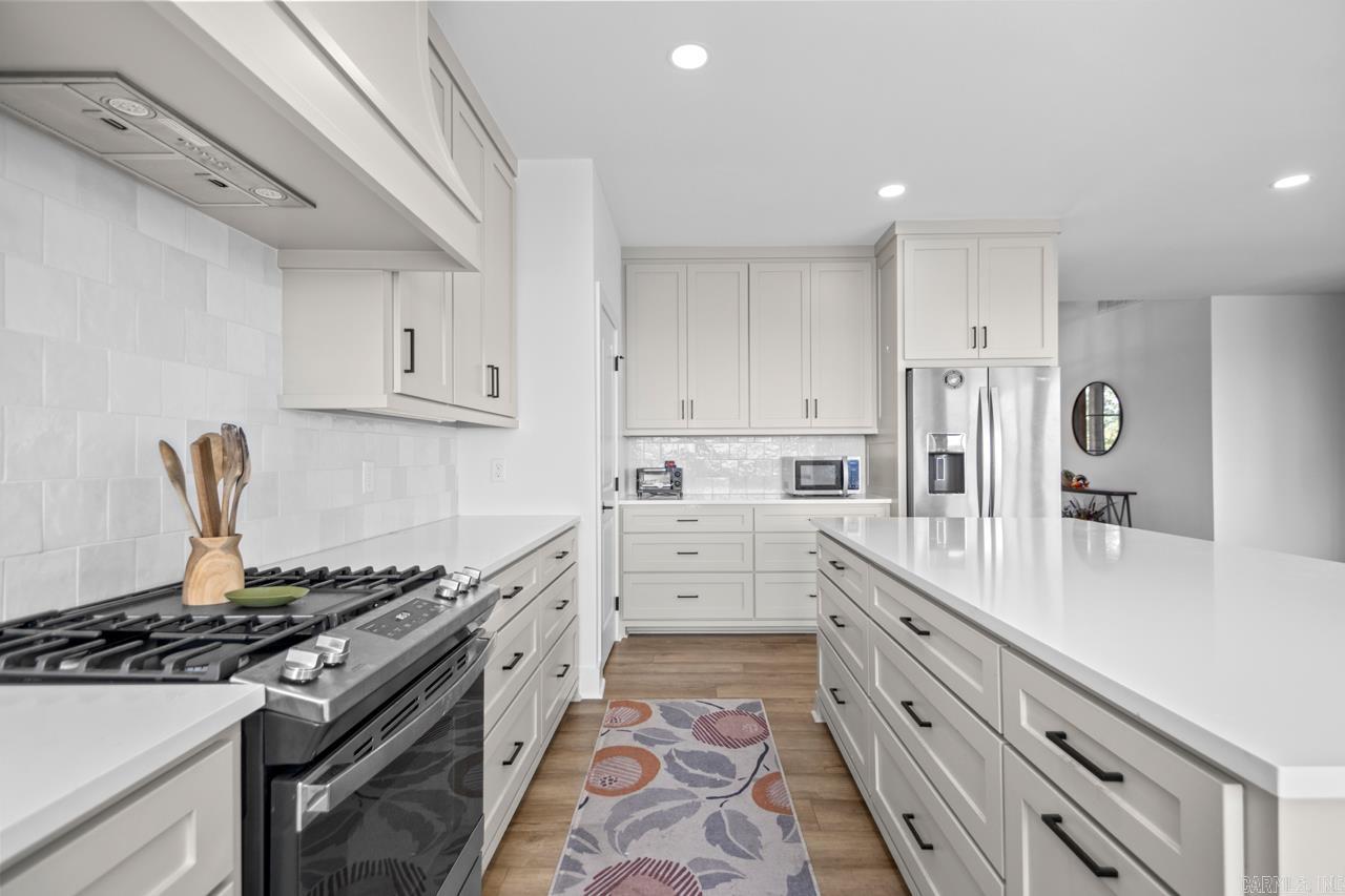 34405 Lakeview West Drive Roland, AR 72135