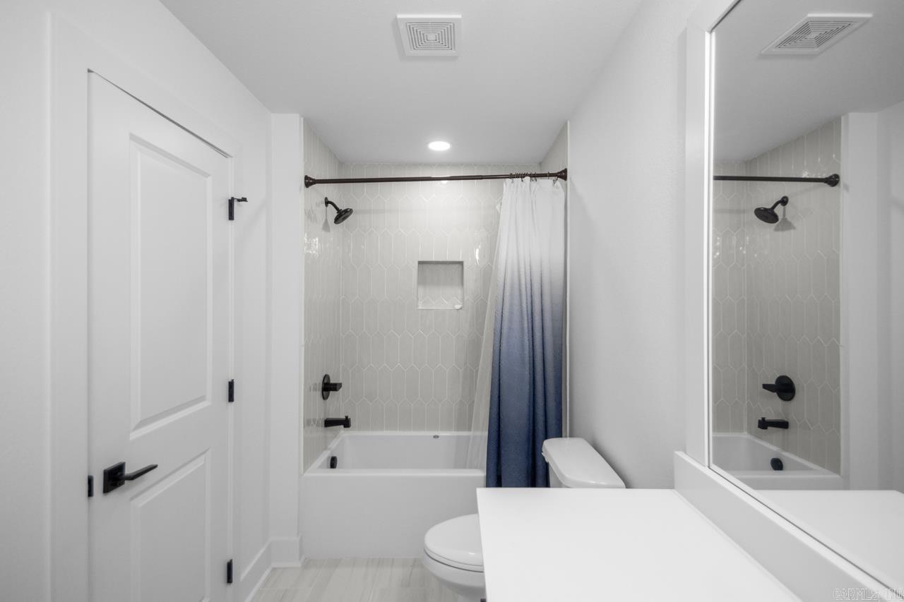 34405 Lakeview West Drive Roland, AR 72135