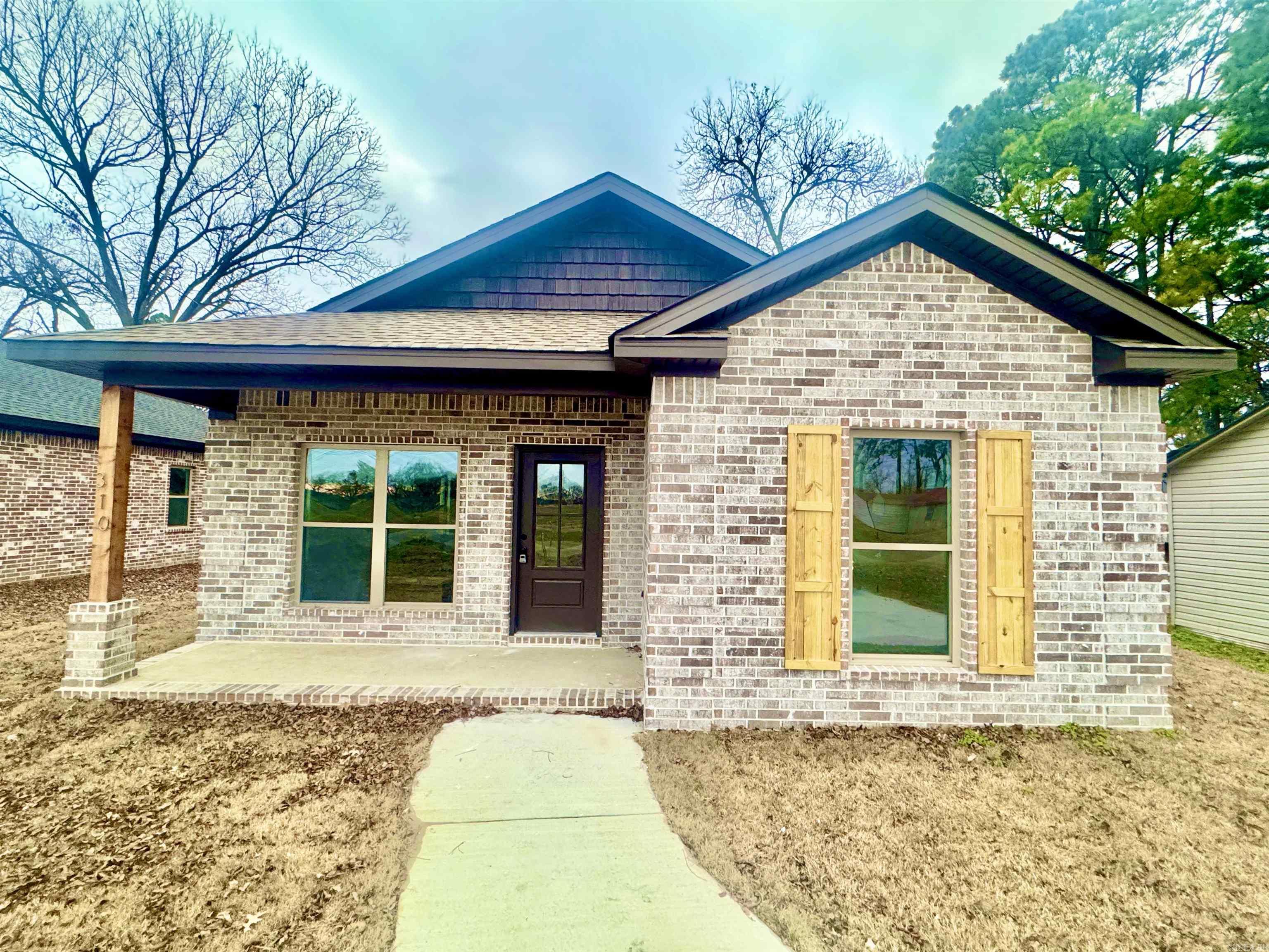 310 S Dunkin St Street Manila, AR 72442