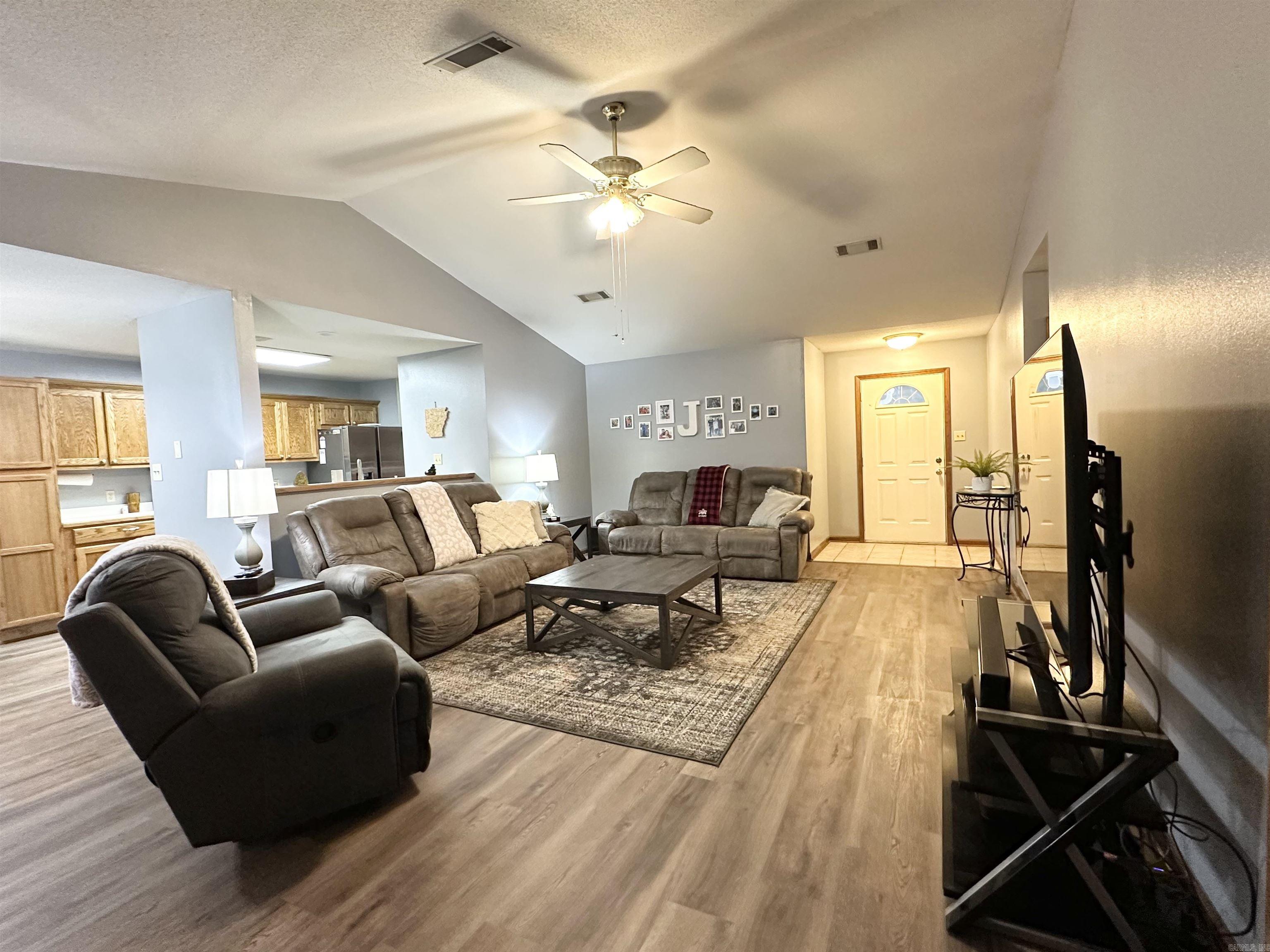 38 Valley Court  Sheridan, AR