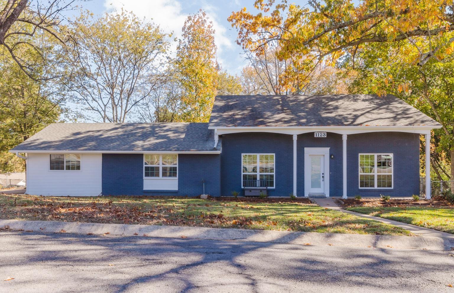 1123  Scenic  Benton, AR