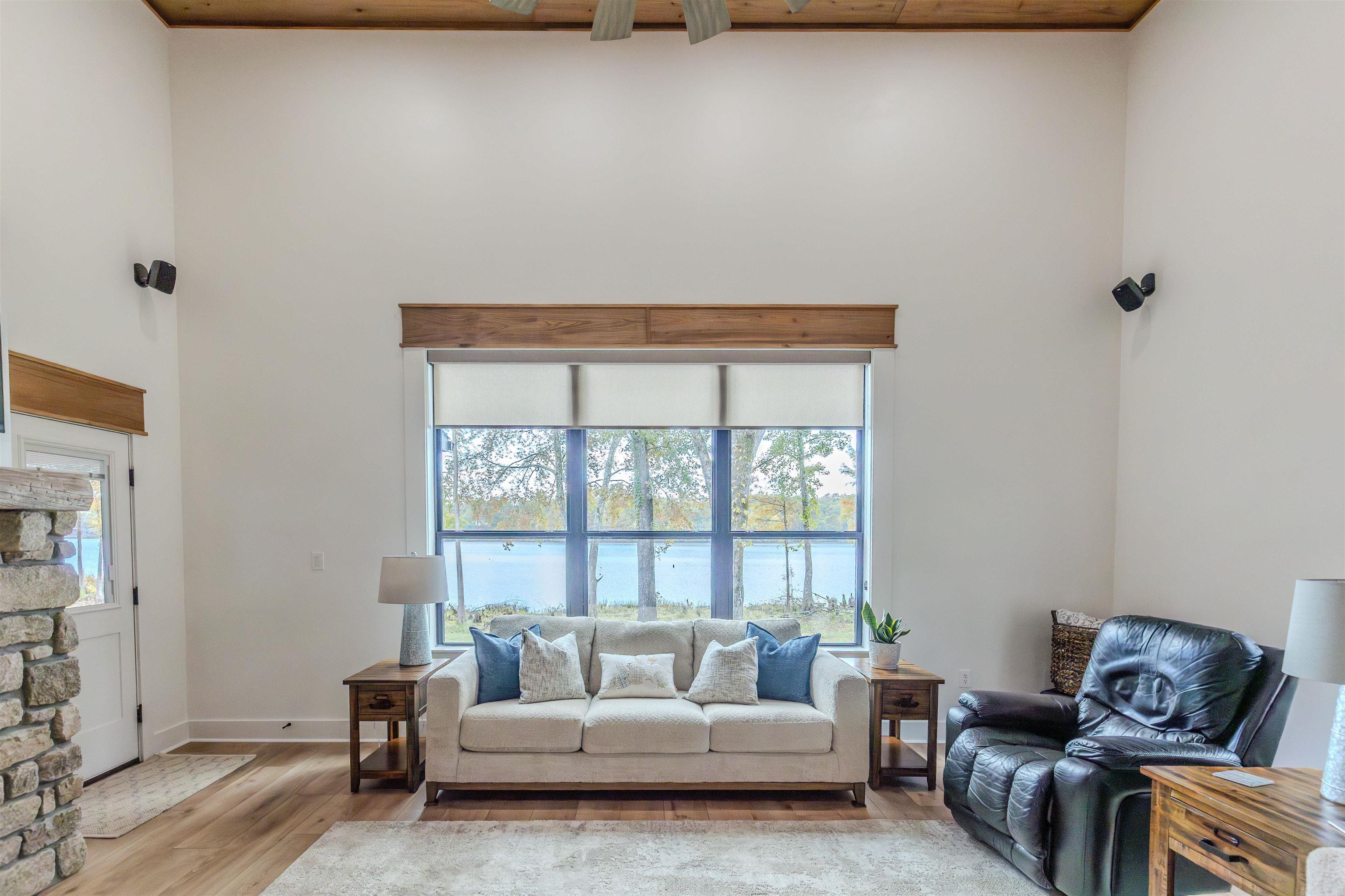 5 Lea  Perryville, AR