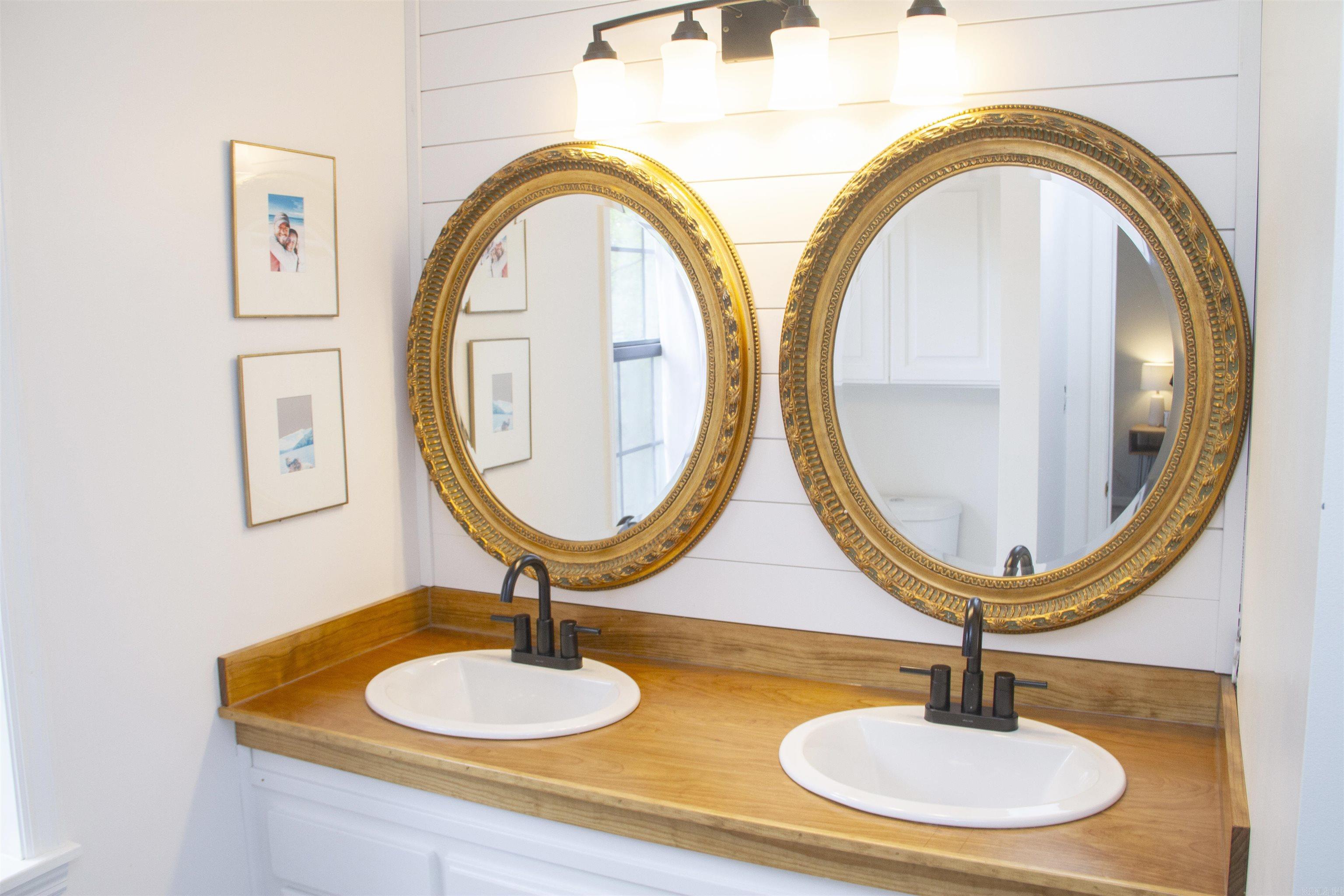 17 Laver Circle Little Rock, AR 72210-5759