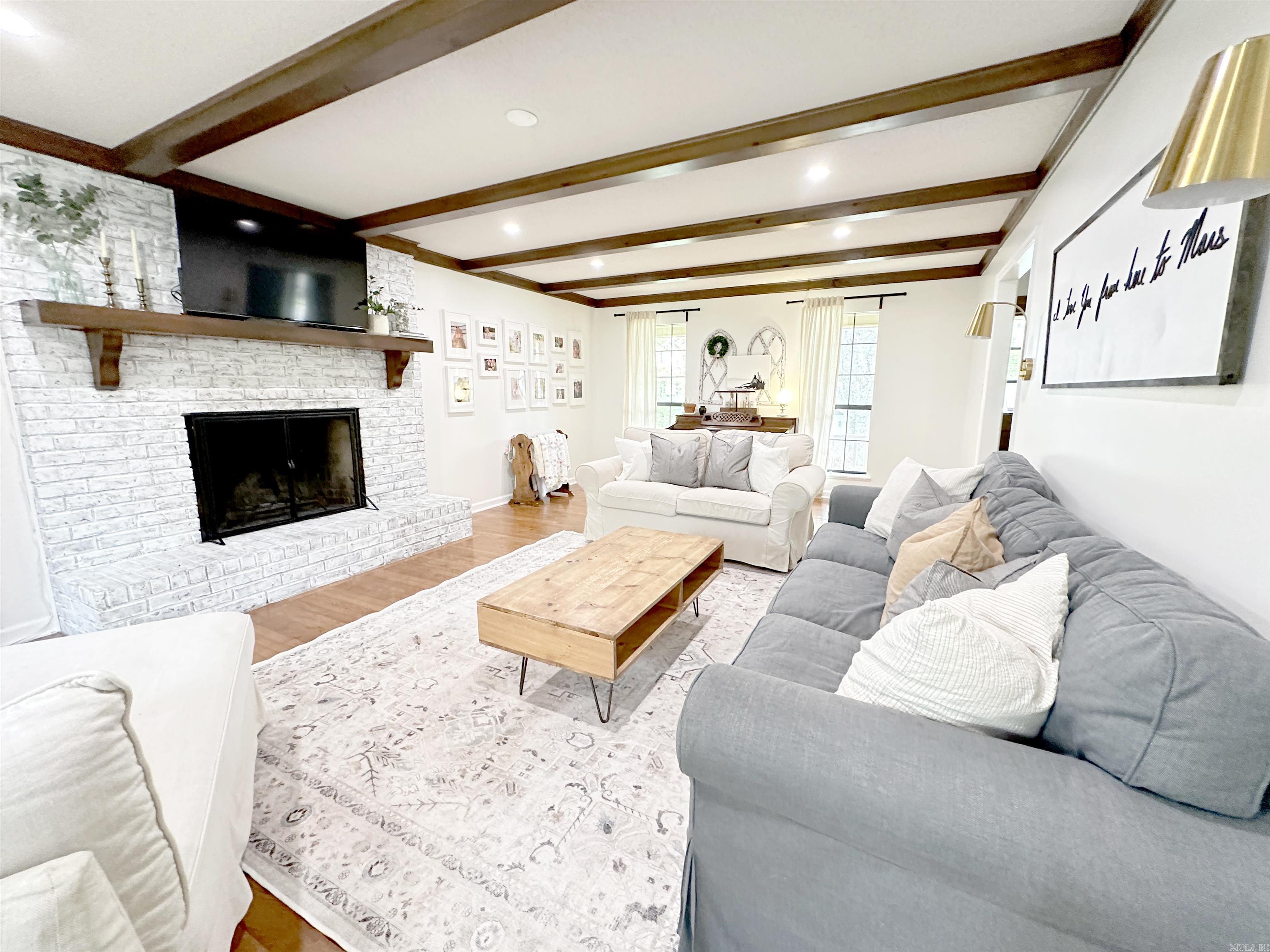 17 Laver Circle Little Rock, AR 72210-5759