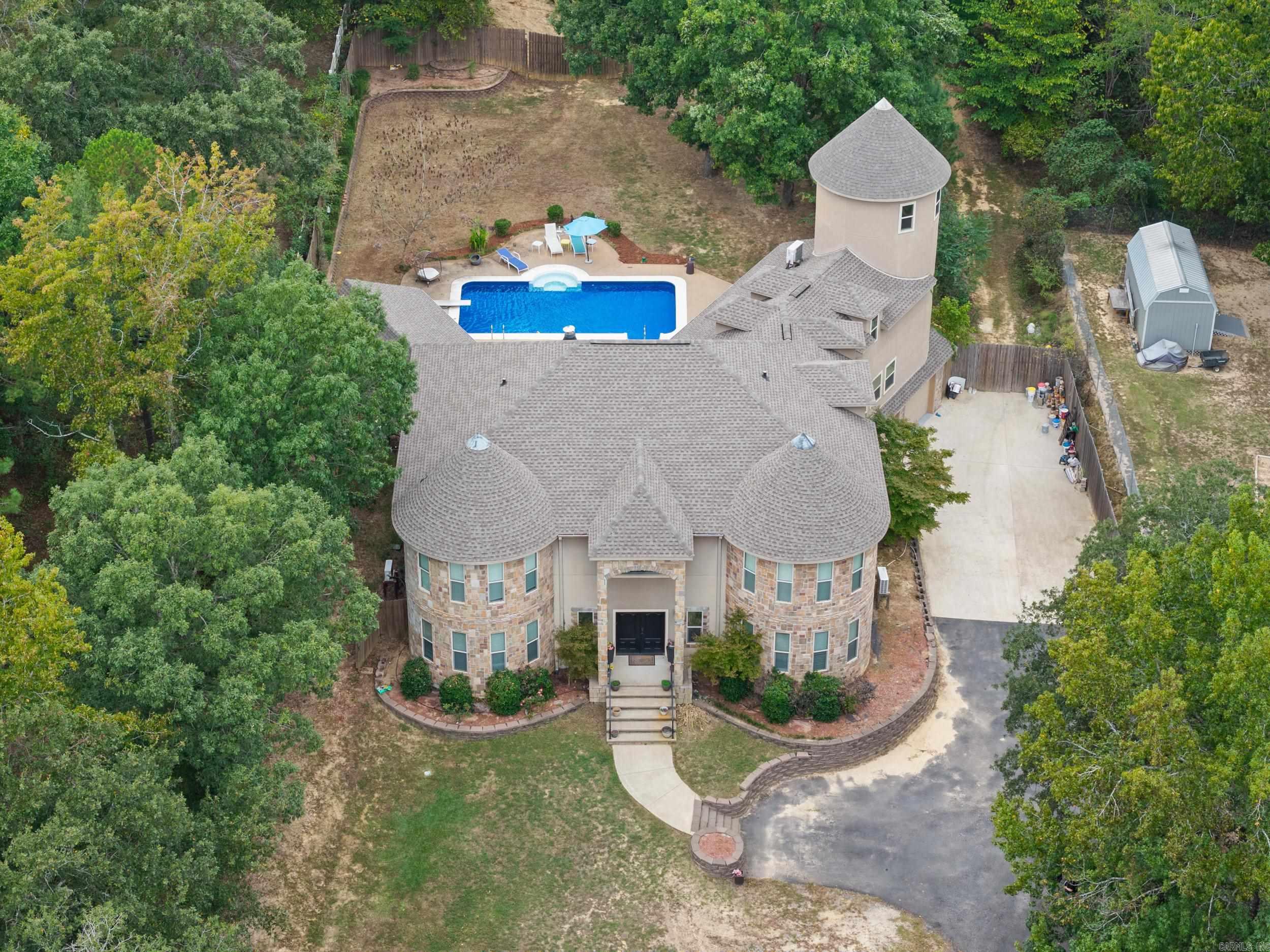 1045 Scarlett Lane Bauxite, AR 72011