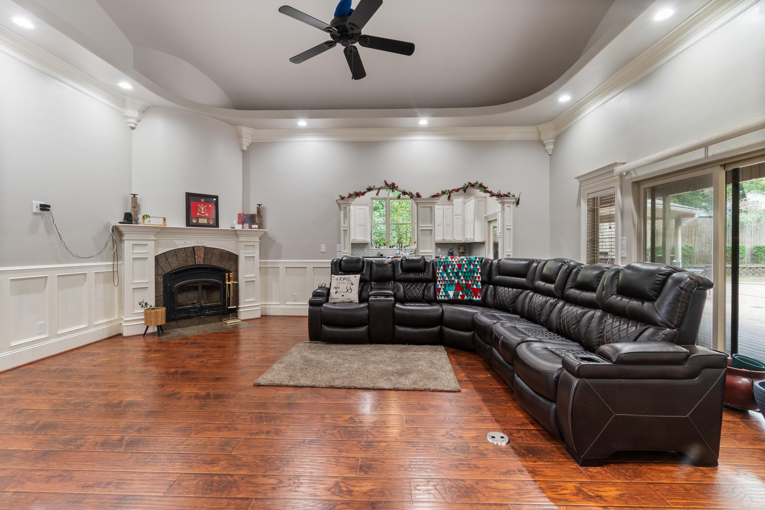 1045 Scarlett Lane Bauxite, AR 72011