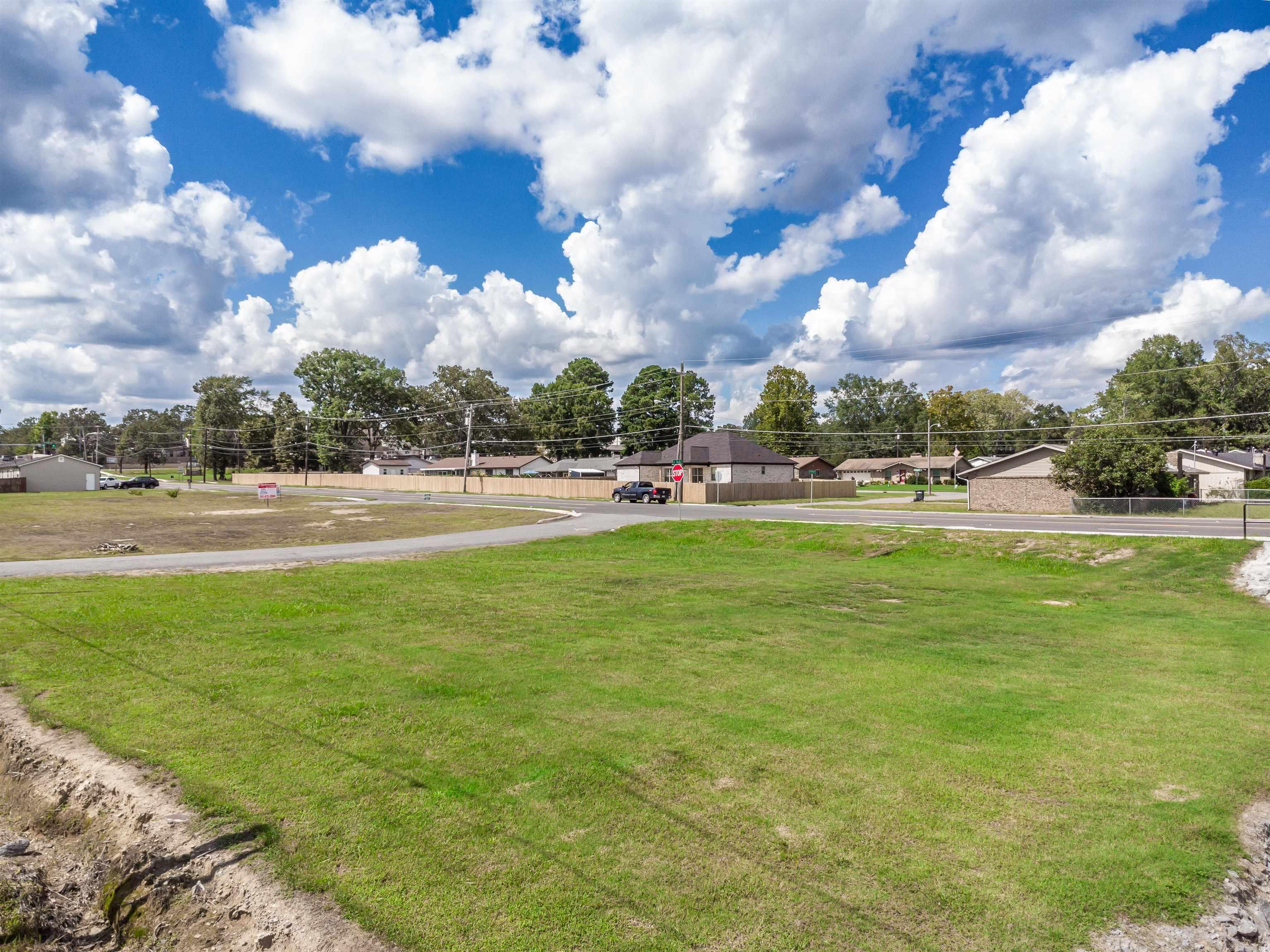 2900 E Kiehl  Sherwood, AR