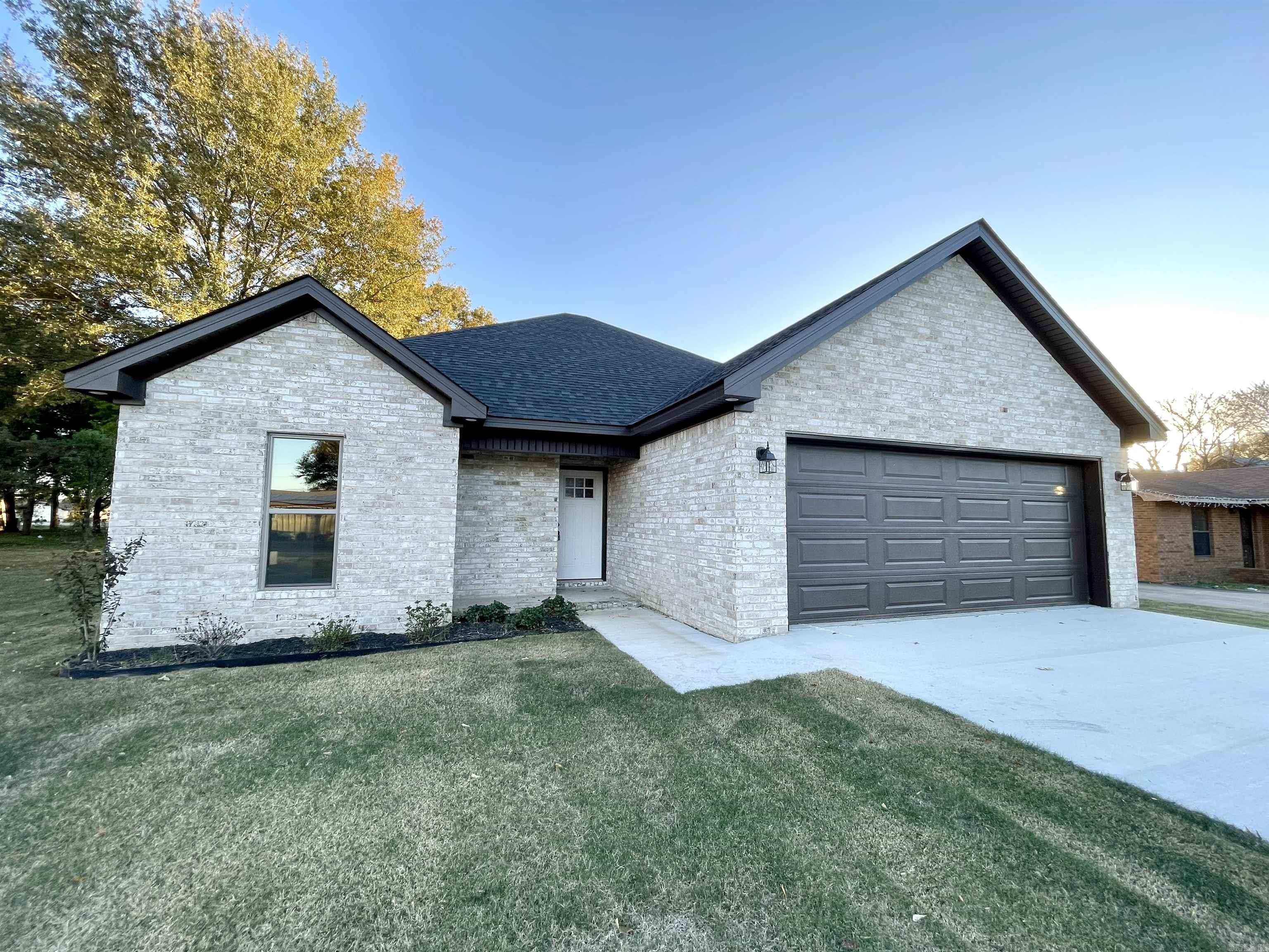 231 Flossie  Trumann, AR