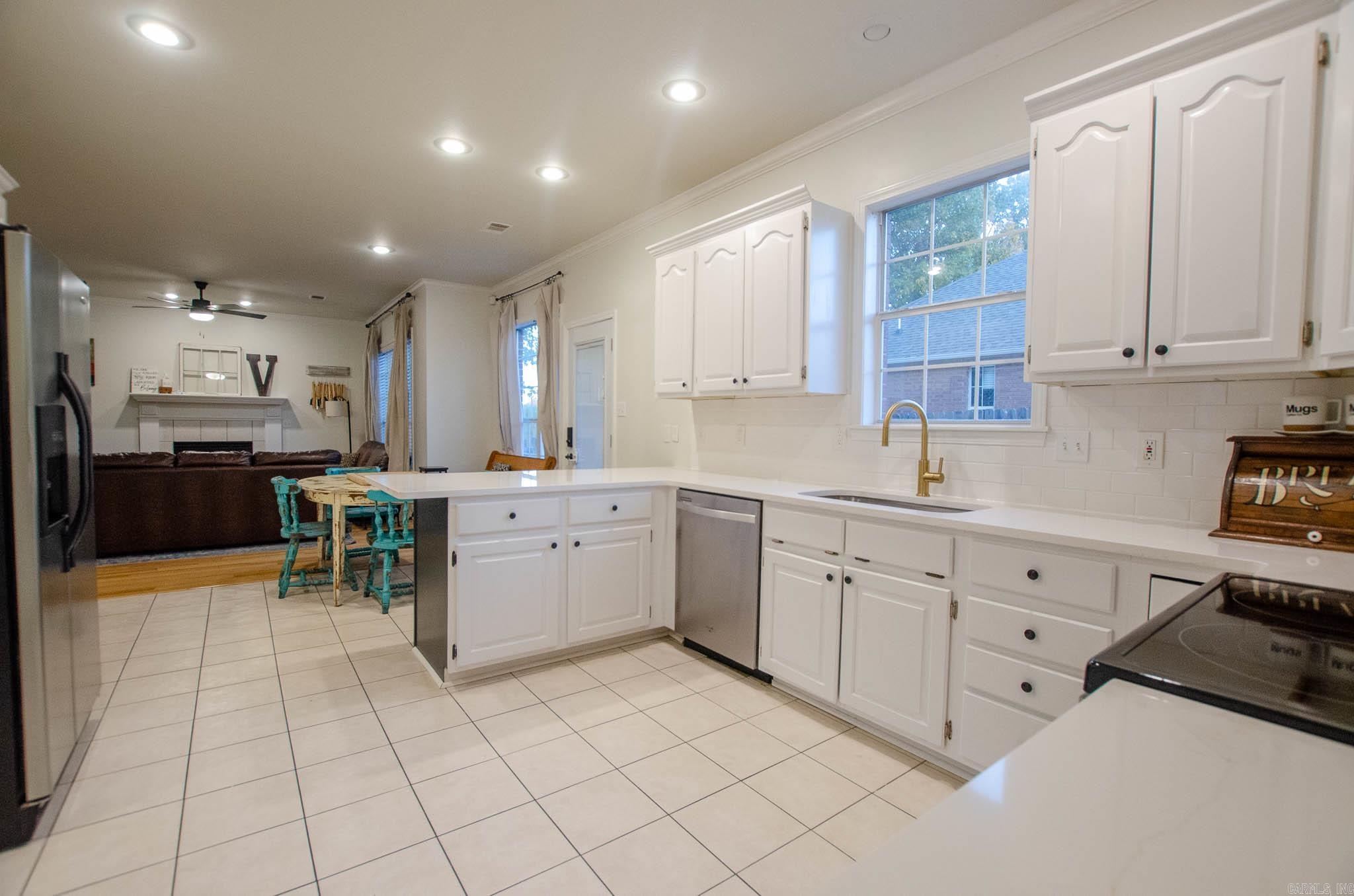 4202 Stephanie Lane Jonesboro, AR 72405