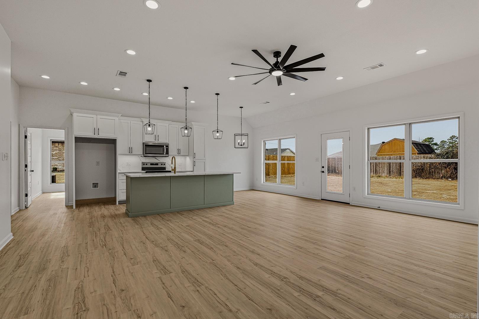 2004 N 8 1/2 Street  Paragould, AR