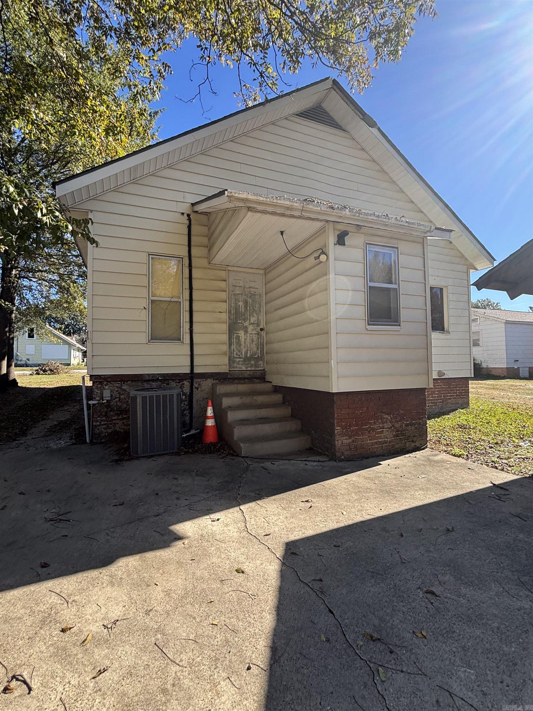 417 N 7th  Nashville, AR