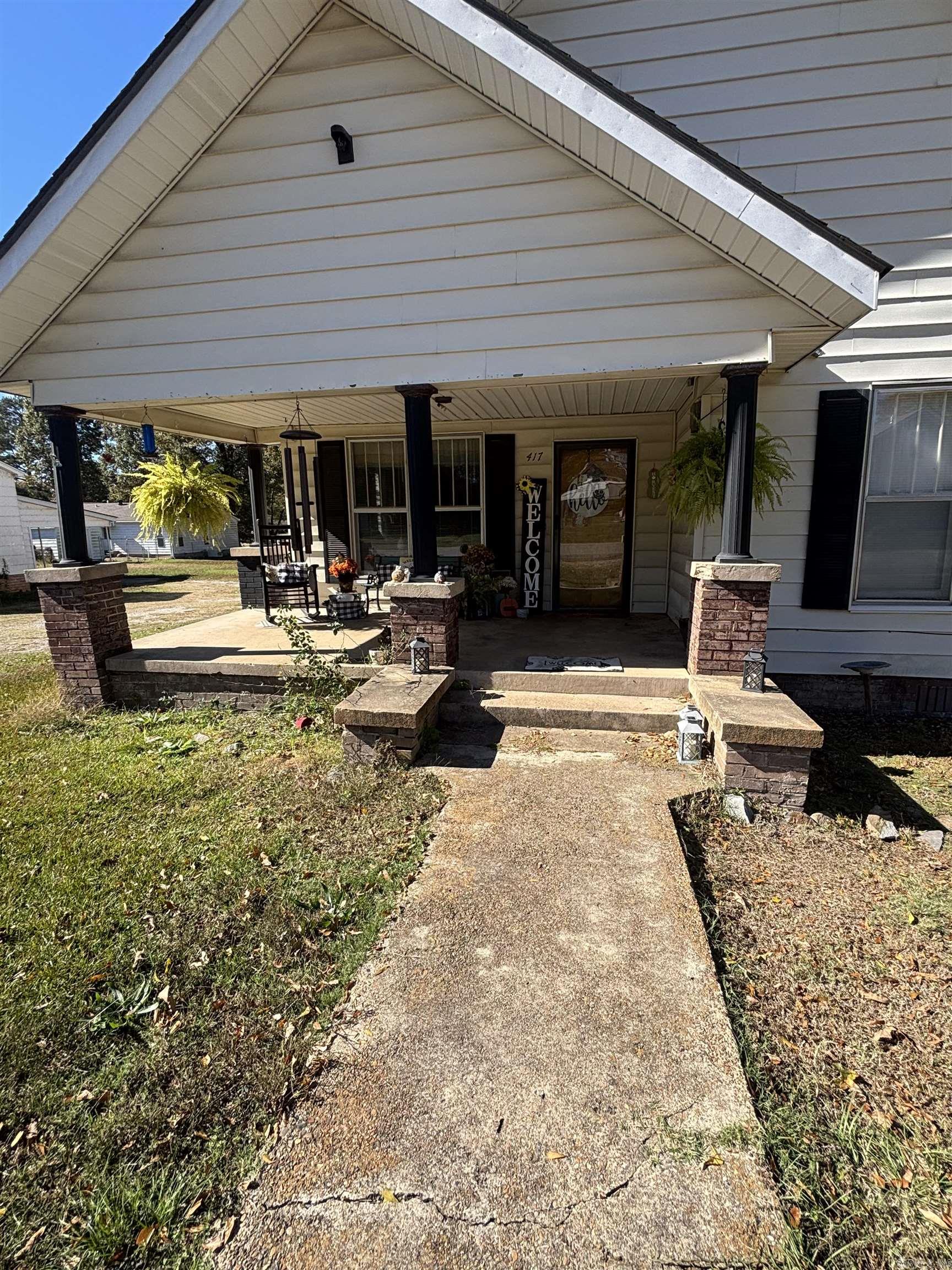 417 N 7th  Nashville, AR