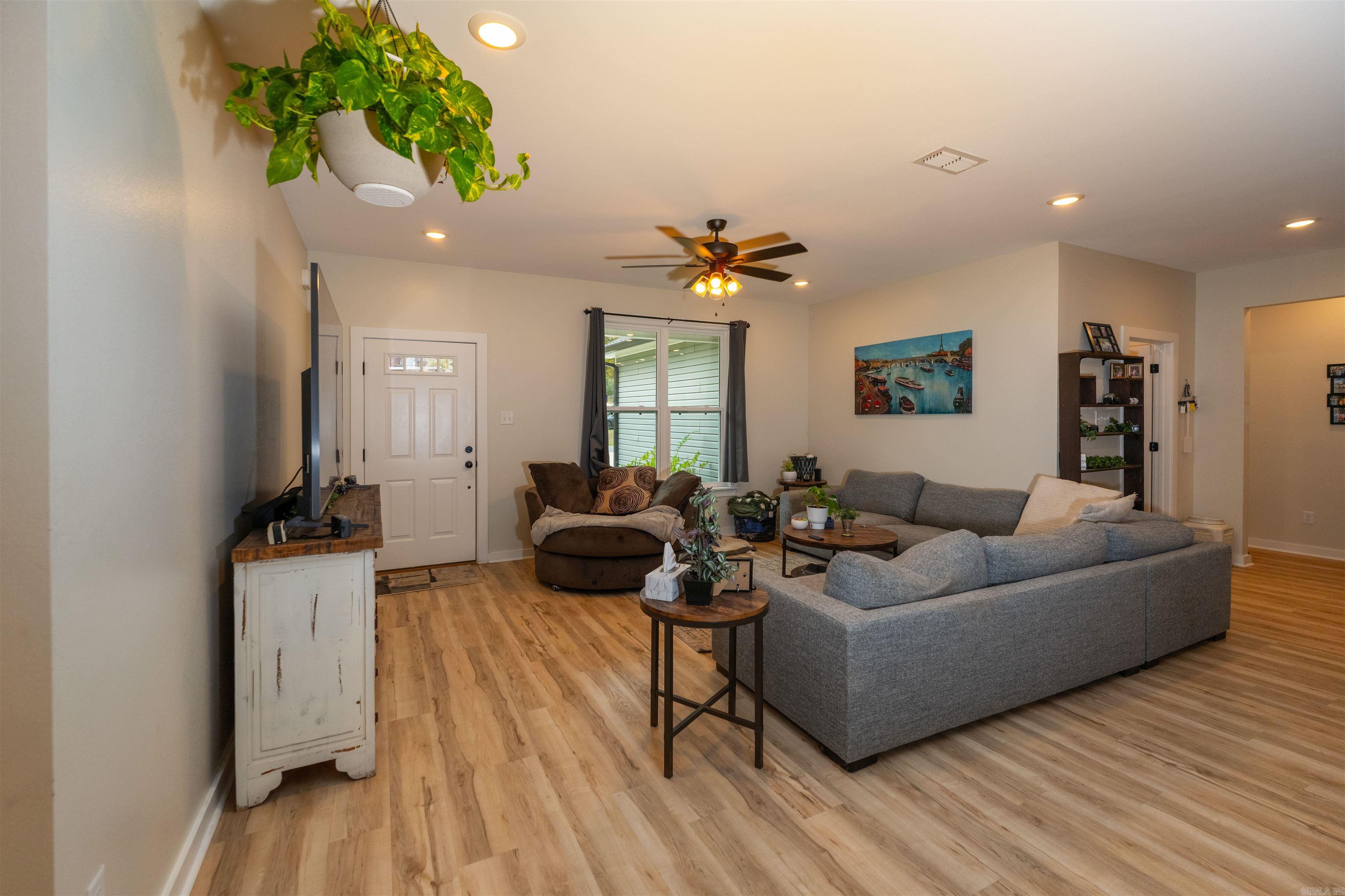 106 Stonebriar Drive Hot Springs, AR 71913