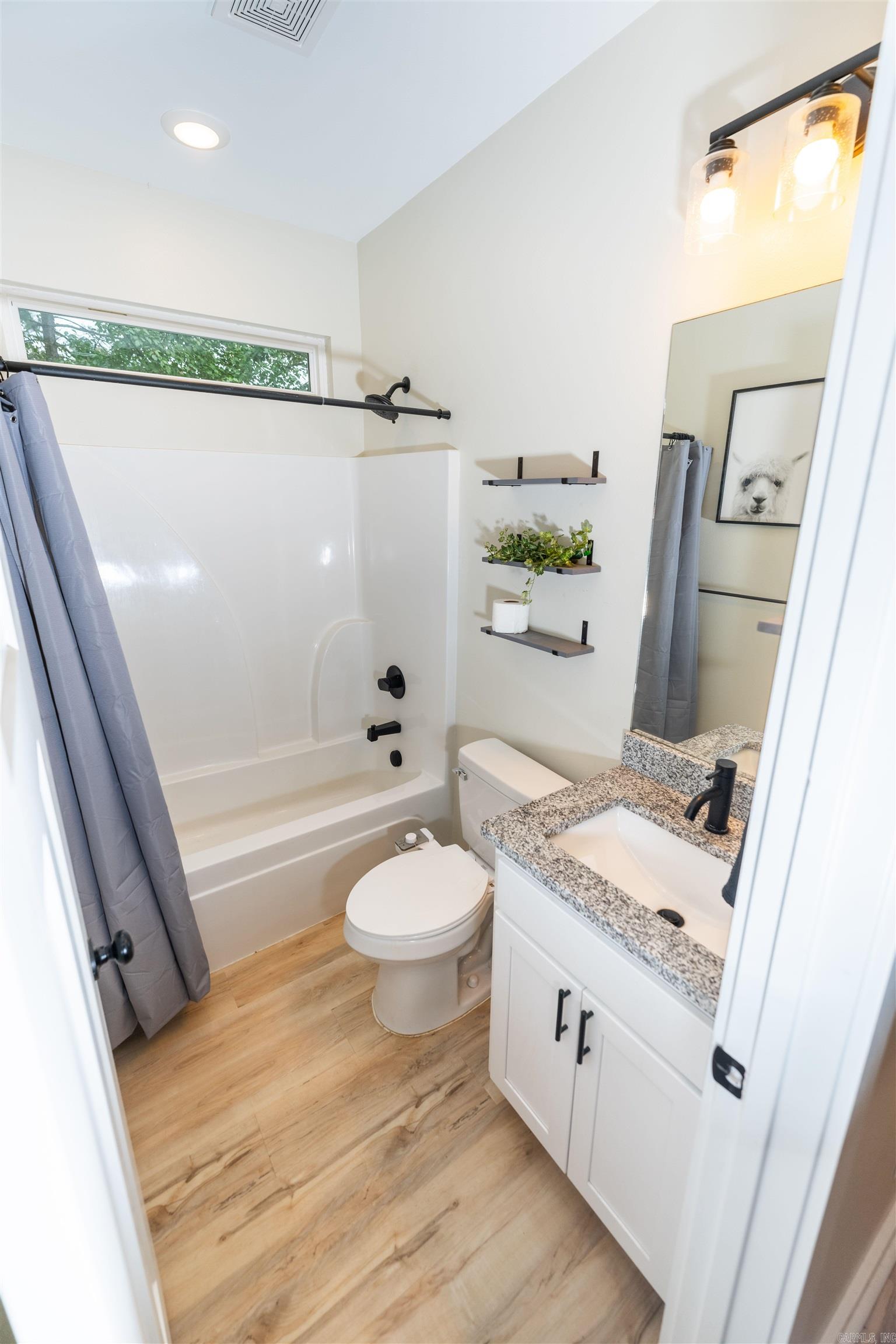 106 Stonebriar Drive Hot Springs, AR 71913