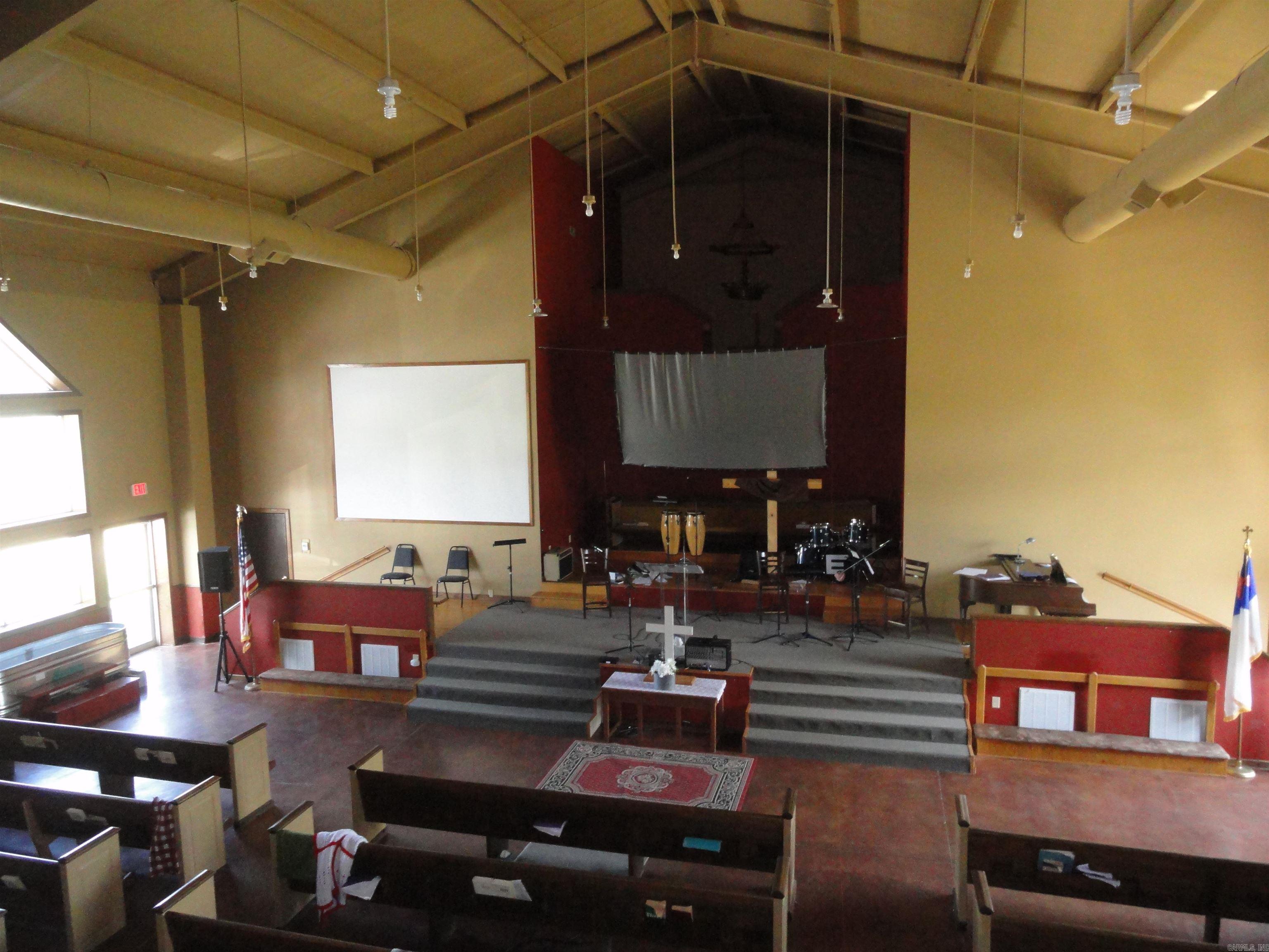 224 Mills Lane Marshall, AR 72650