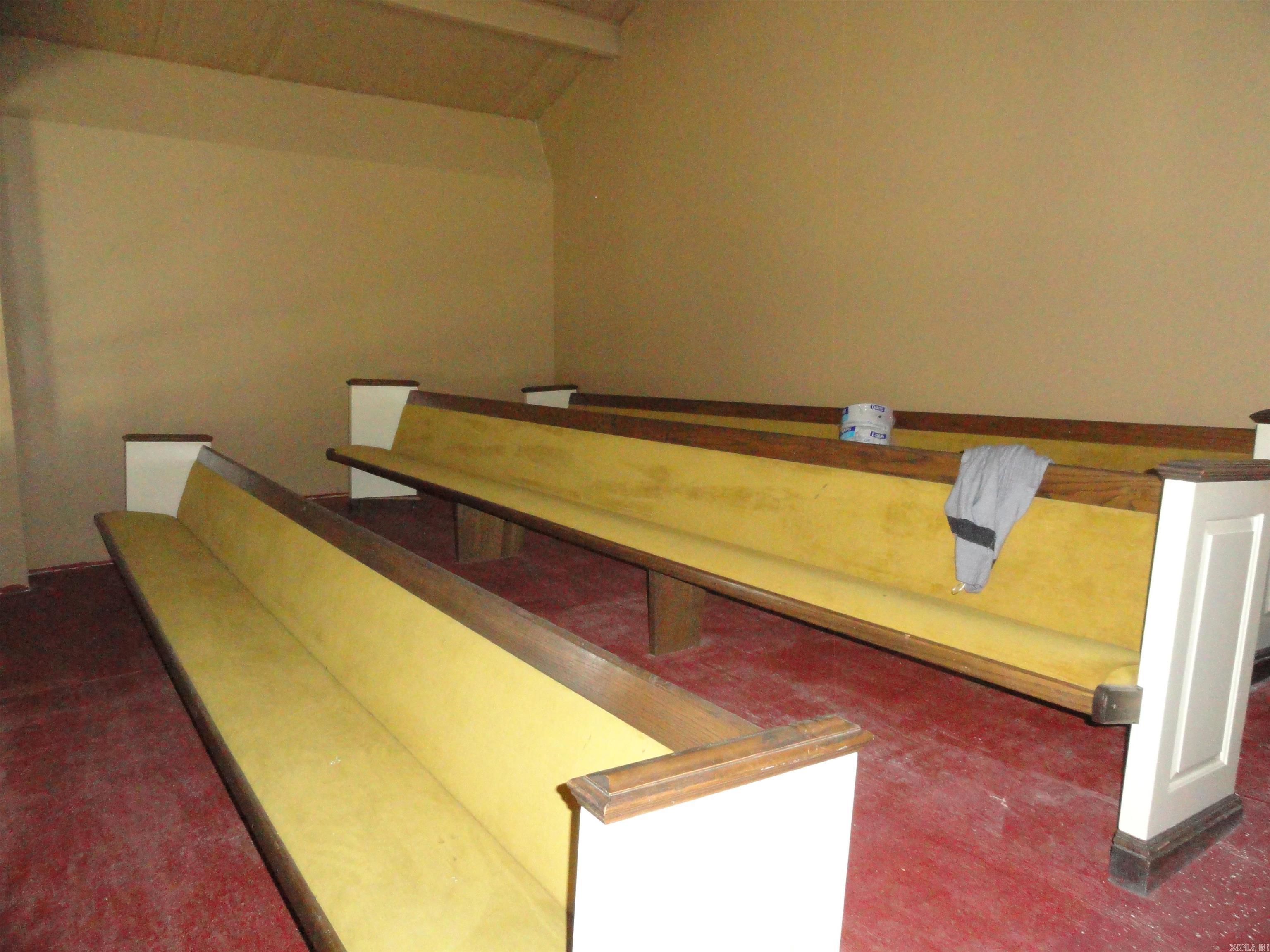 224 Mills Lane Marshall, AR 72650