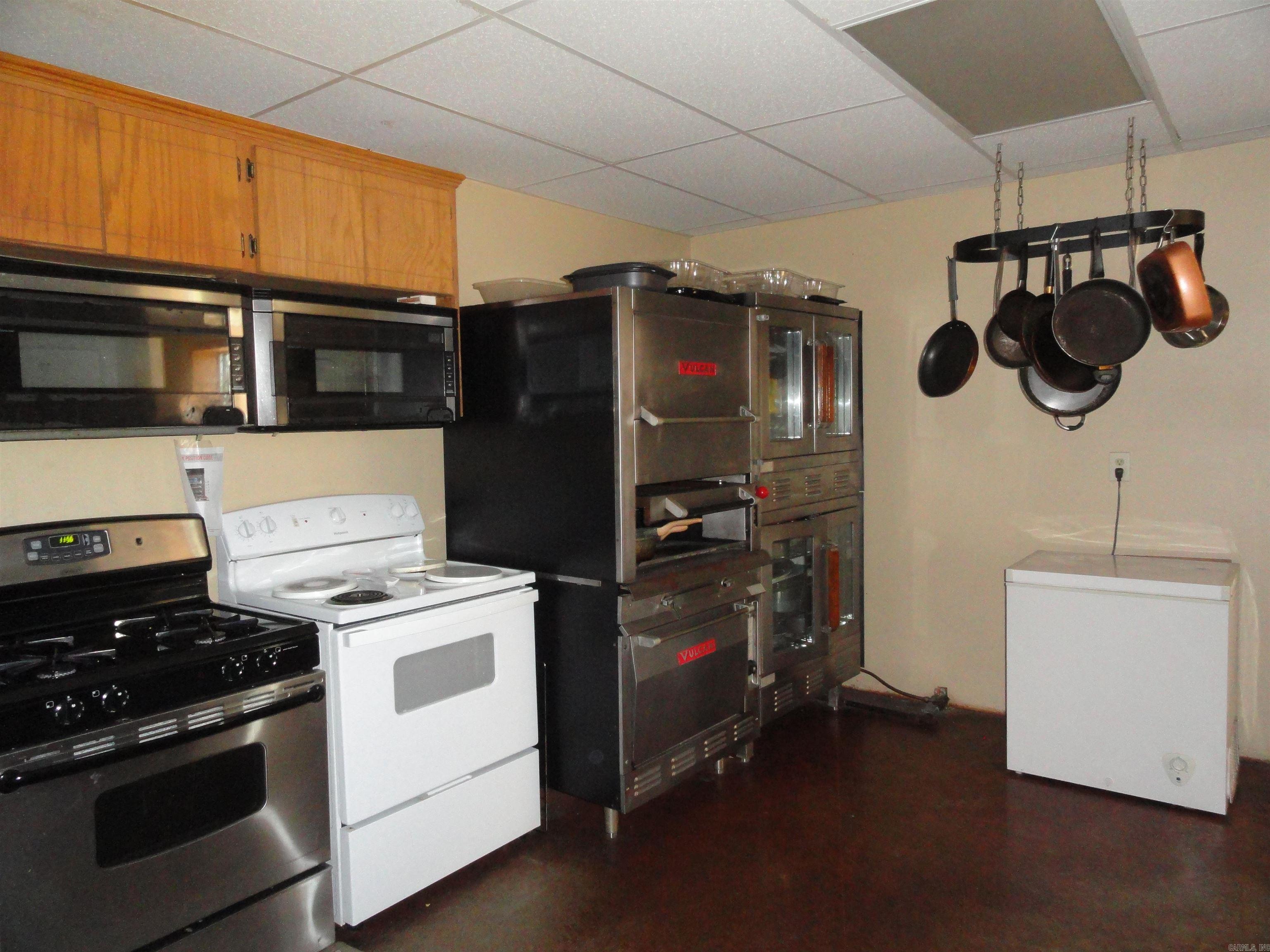 224 Mills Lane Marshall, AR 72650