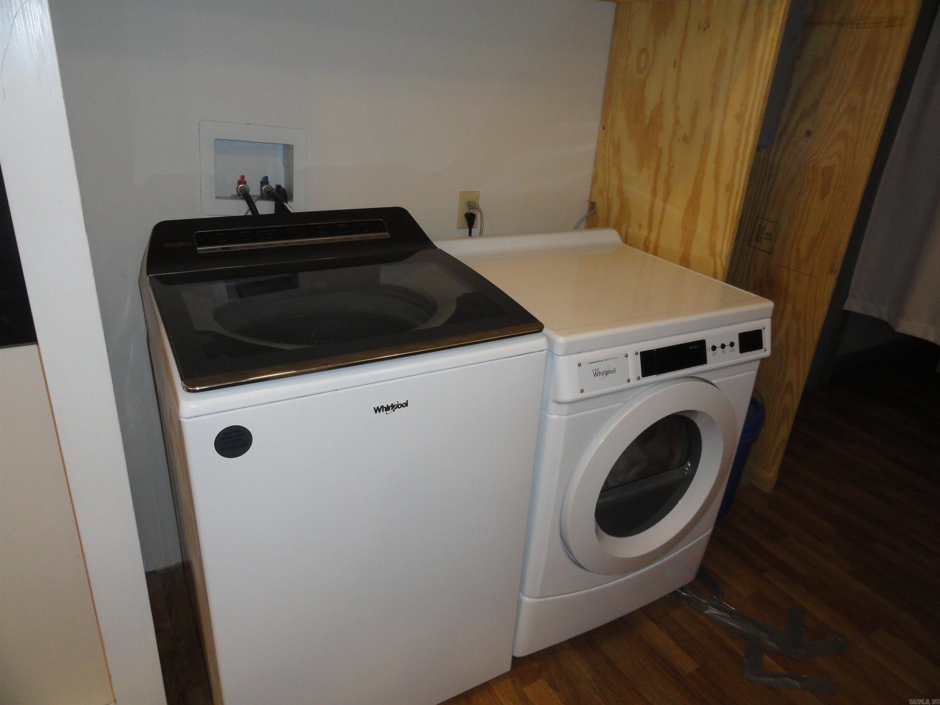 224 Mills Lane Marshall, AR 72650