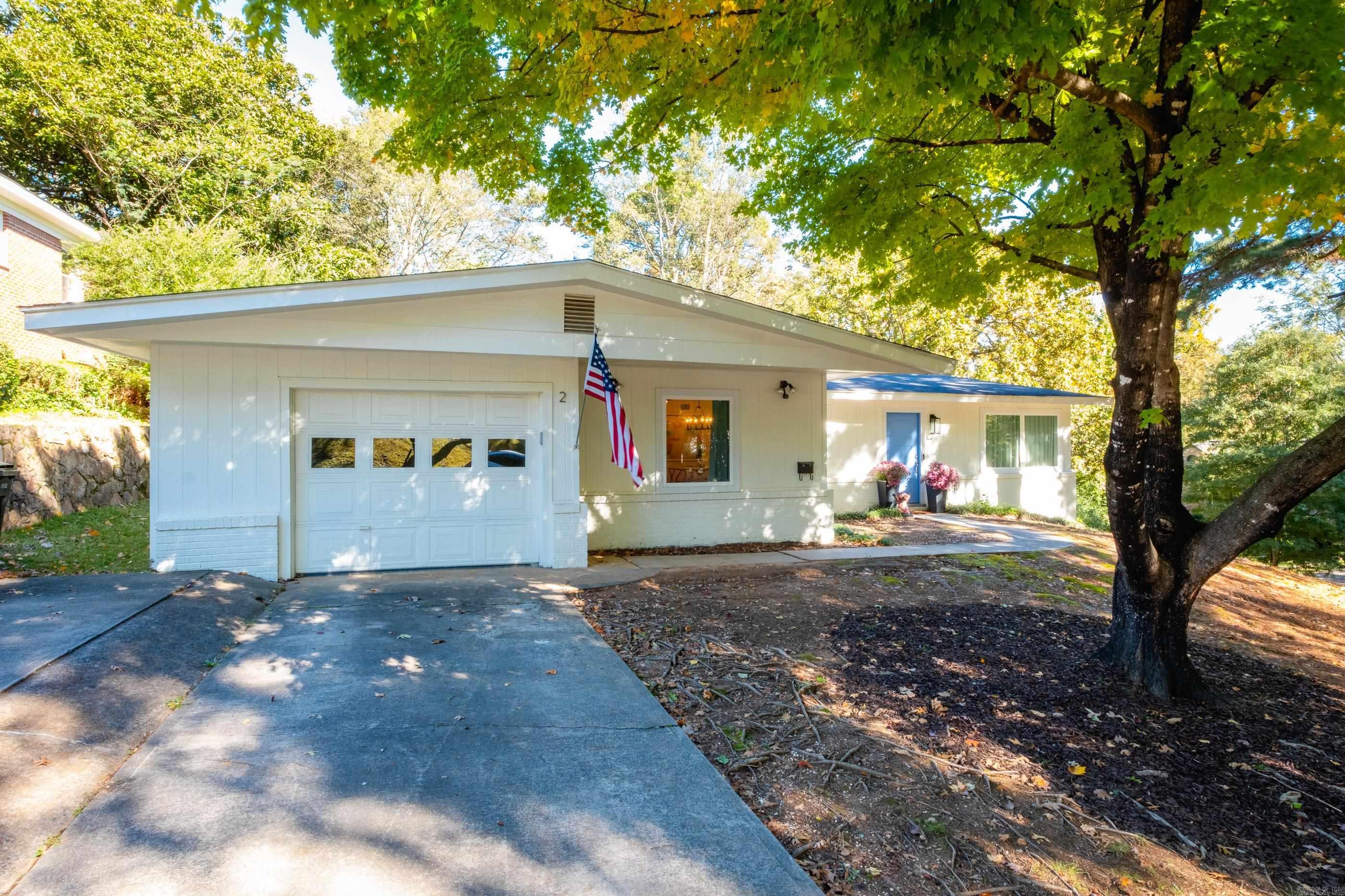 2 White Oak Lane  Little Rock, AR