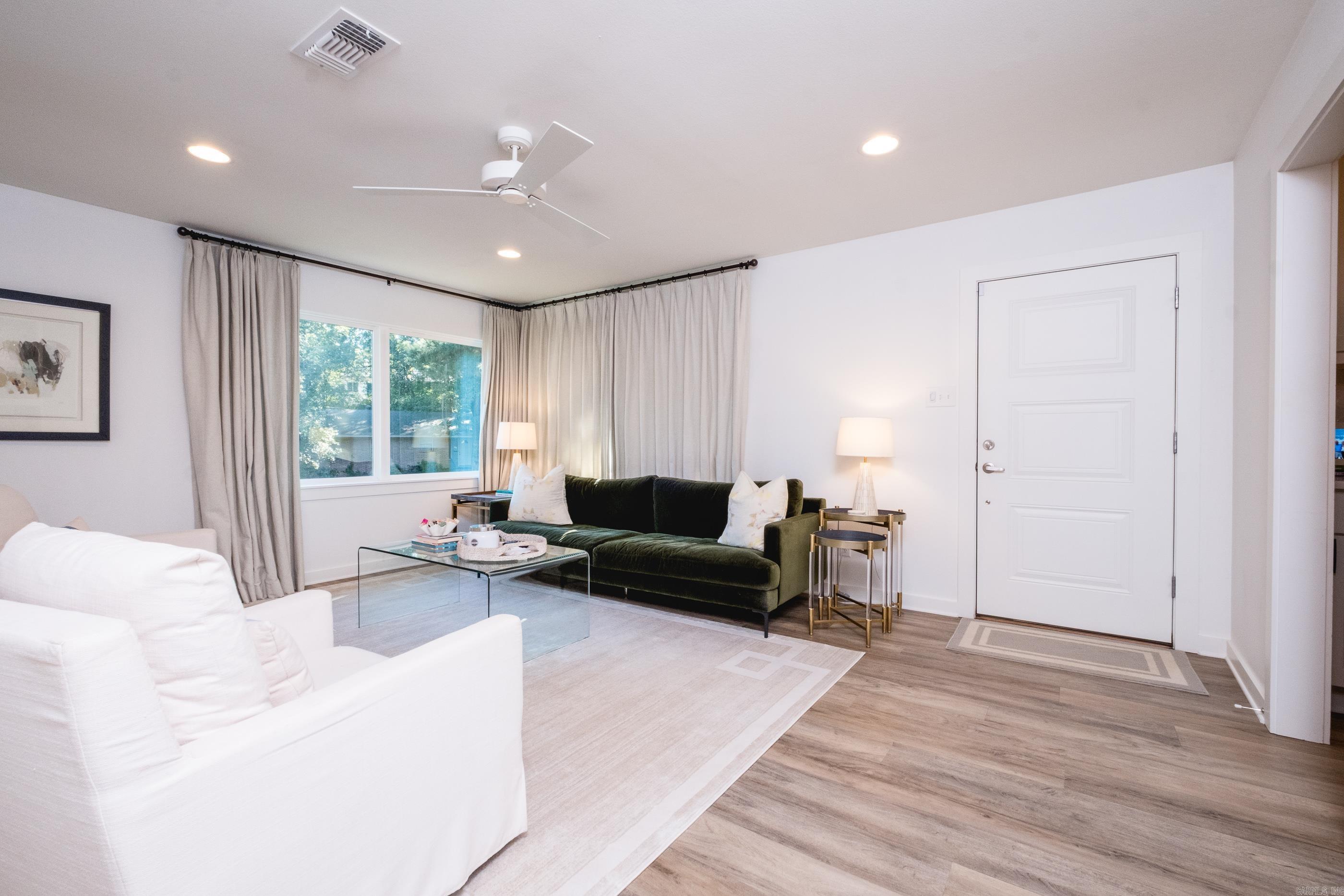 2 White Oak Lane  Little Rock, AR