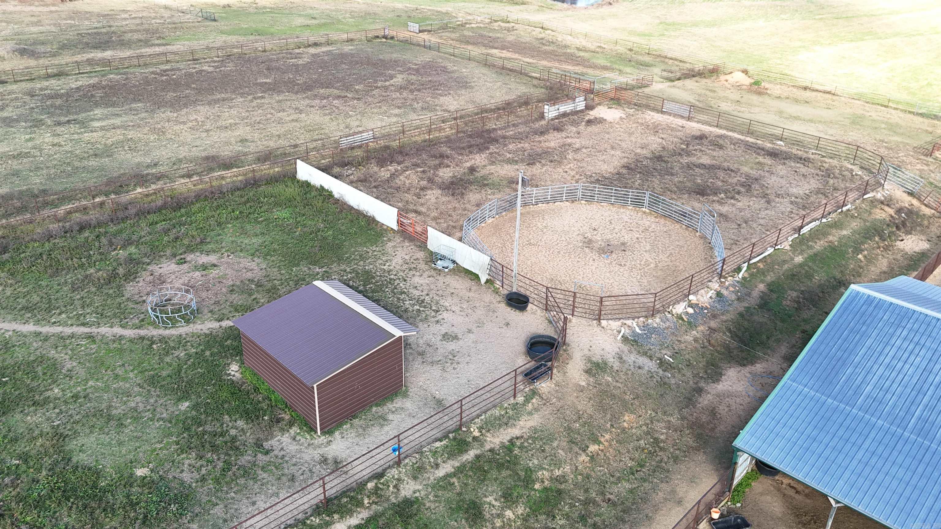 1768 Cutoff Road Road Clinton, AR 72031