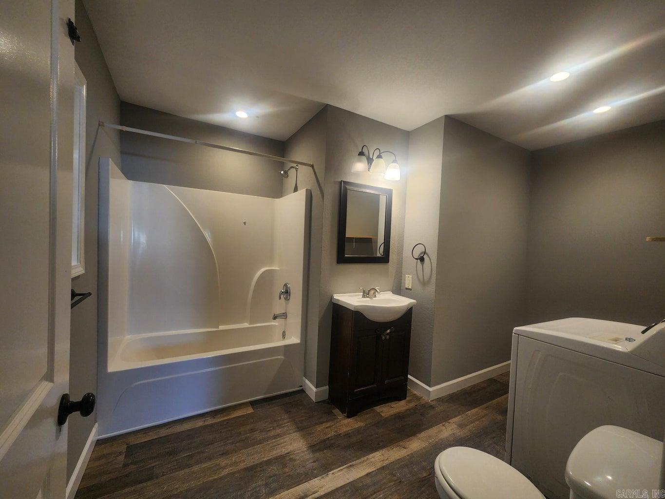 205 E Pine  Batesville, AR