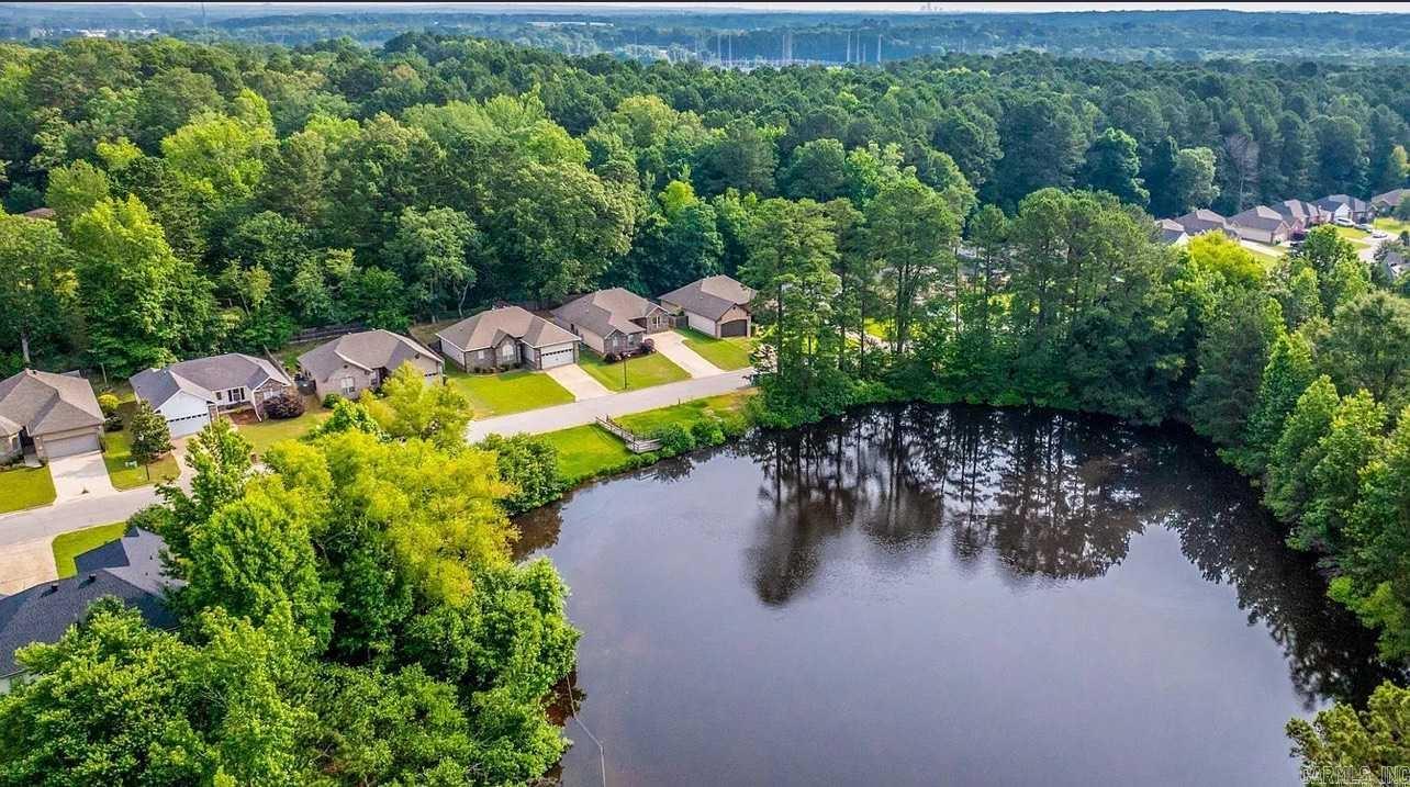 21 Ponds Edge Lane  Alexander, AR