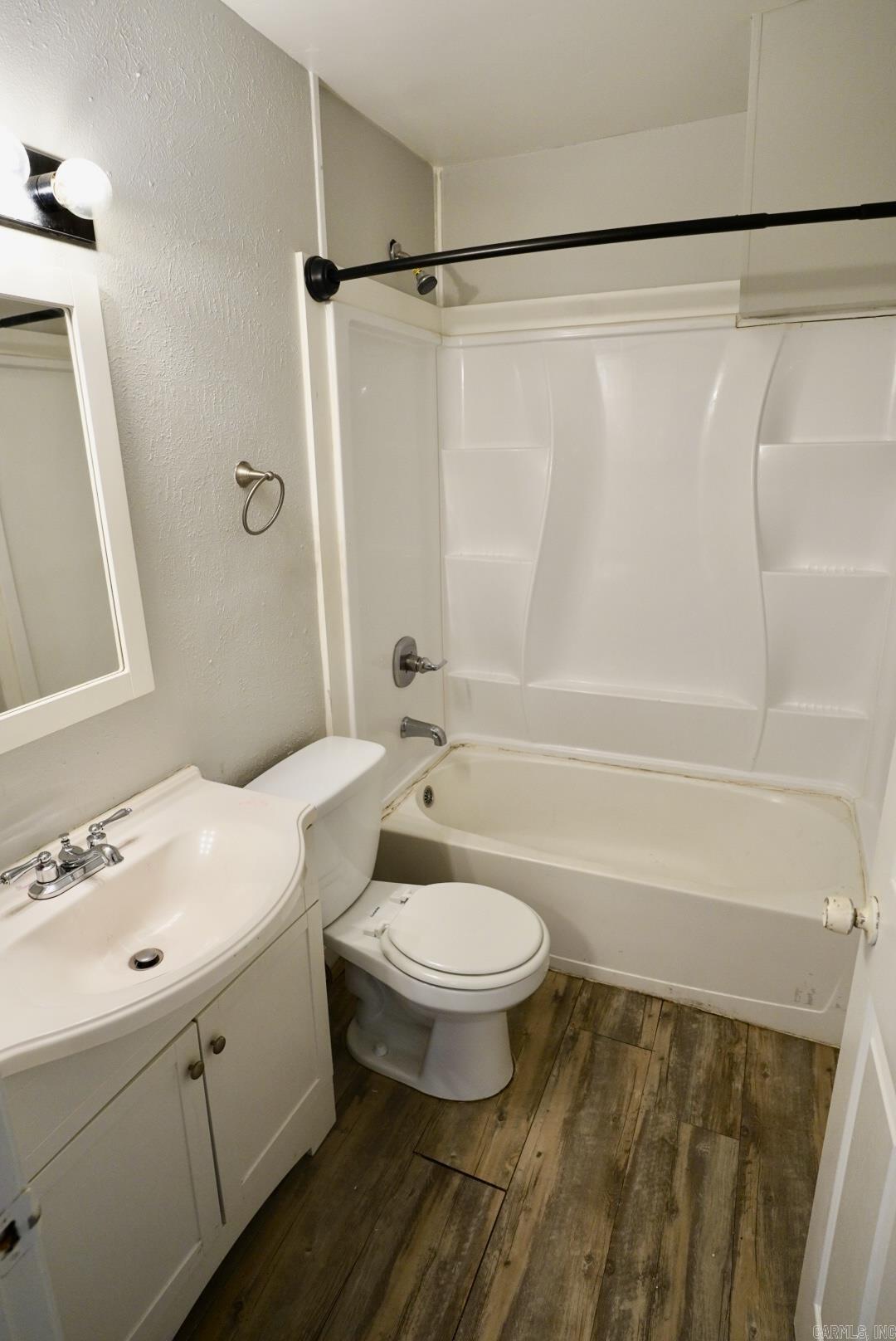 309 Roosevelt Cir  Morrilton, AR