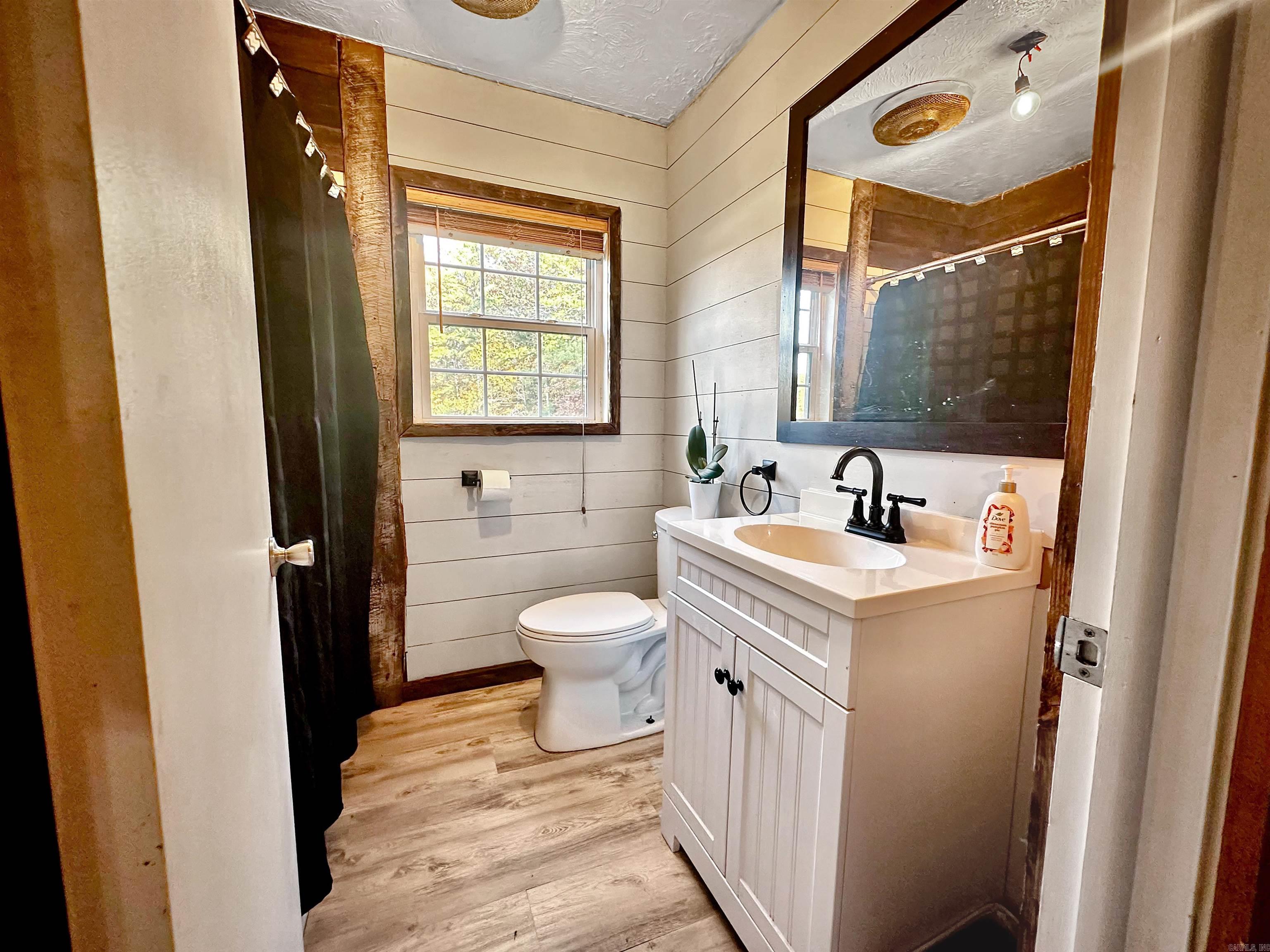 3381 Highway 8  Norman, AR