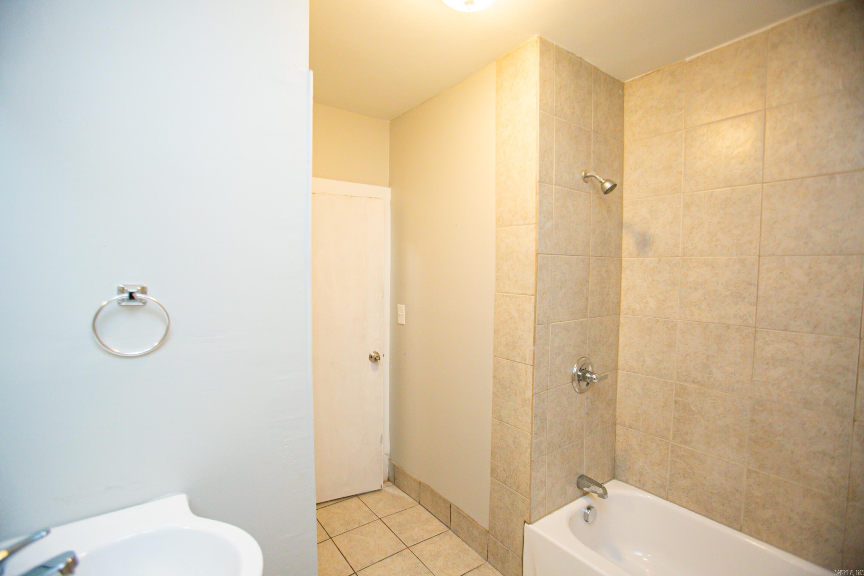 4800 Rogers  North Little Rock, AR