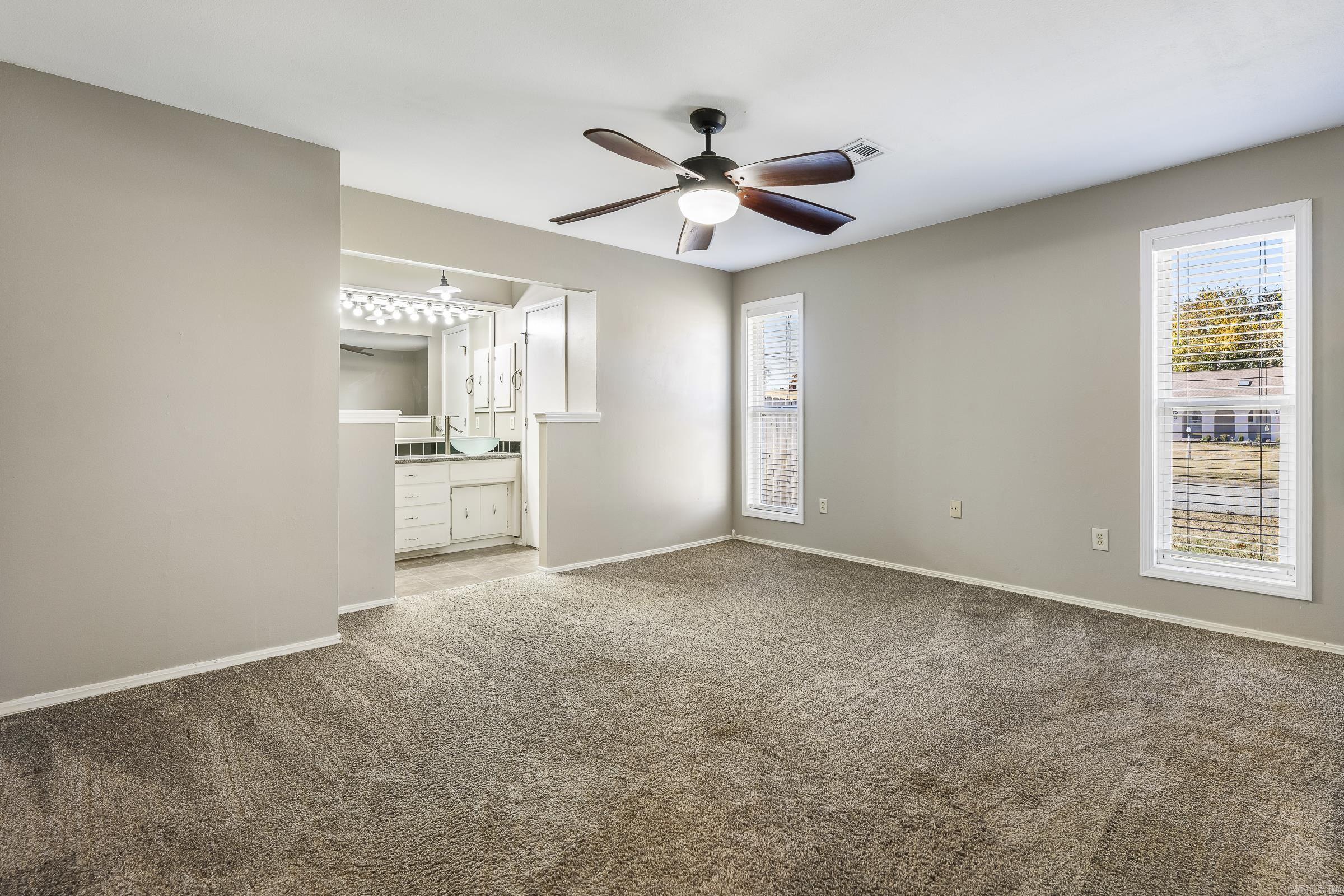 1408 W Callahan Drive Rogers, AR 72758