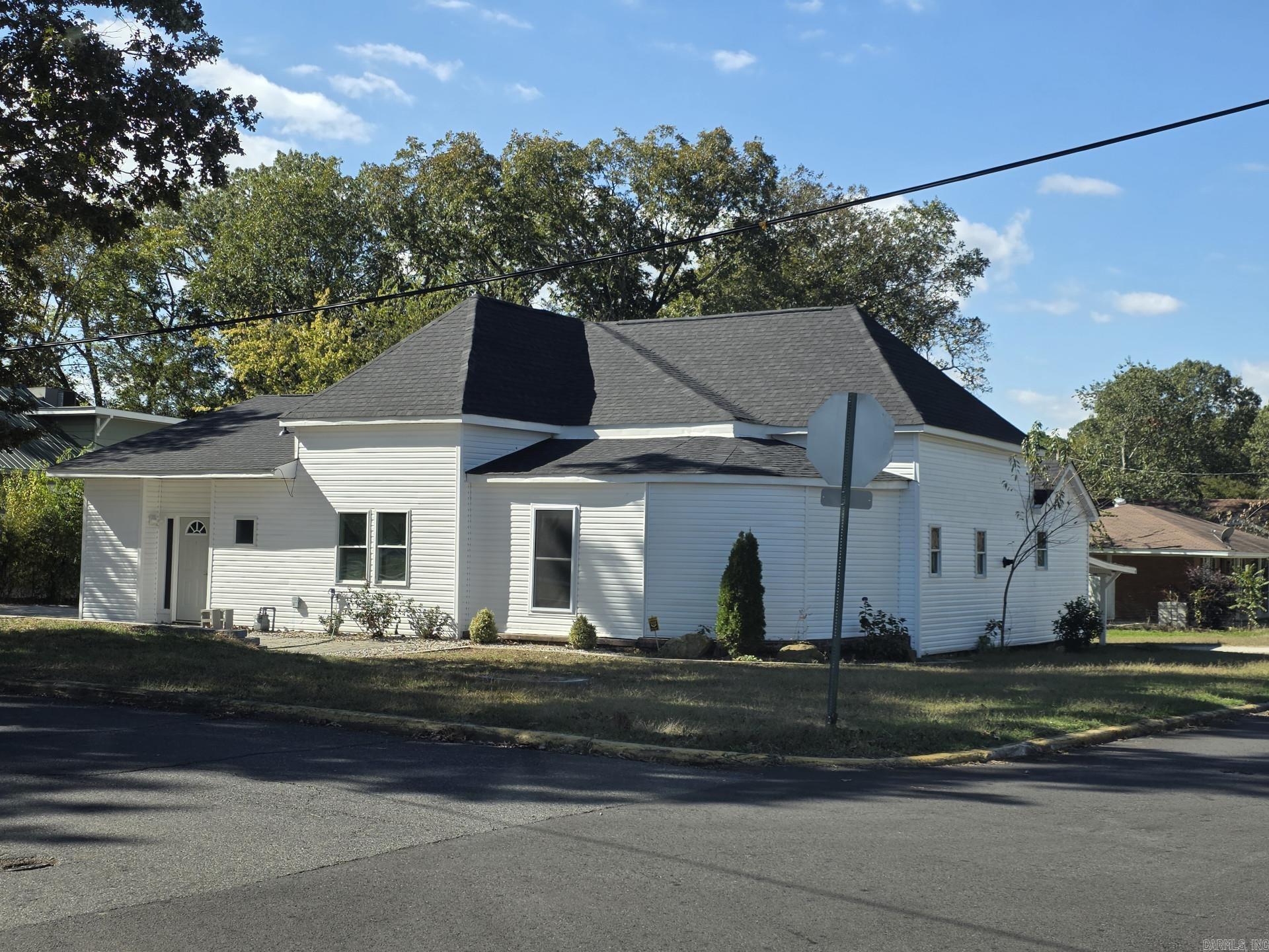 400 Clark  Hot Springs, AR