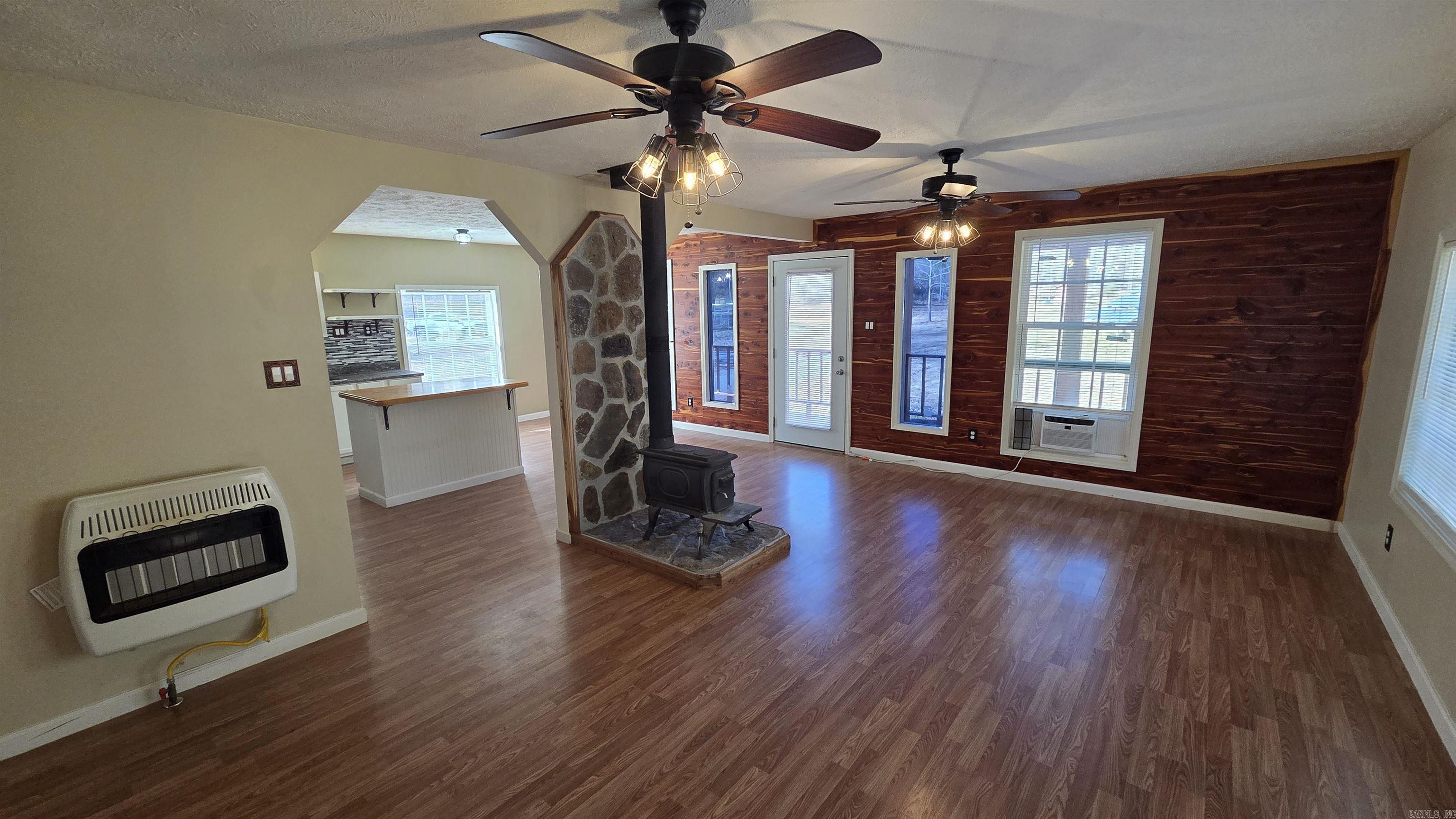 510 Good Spur Shirley, AR 72153