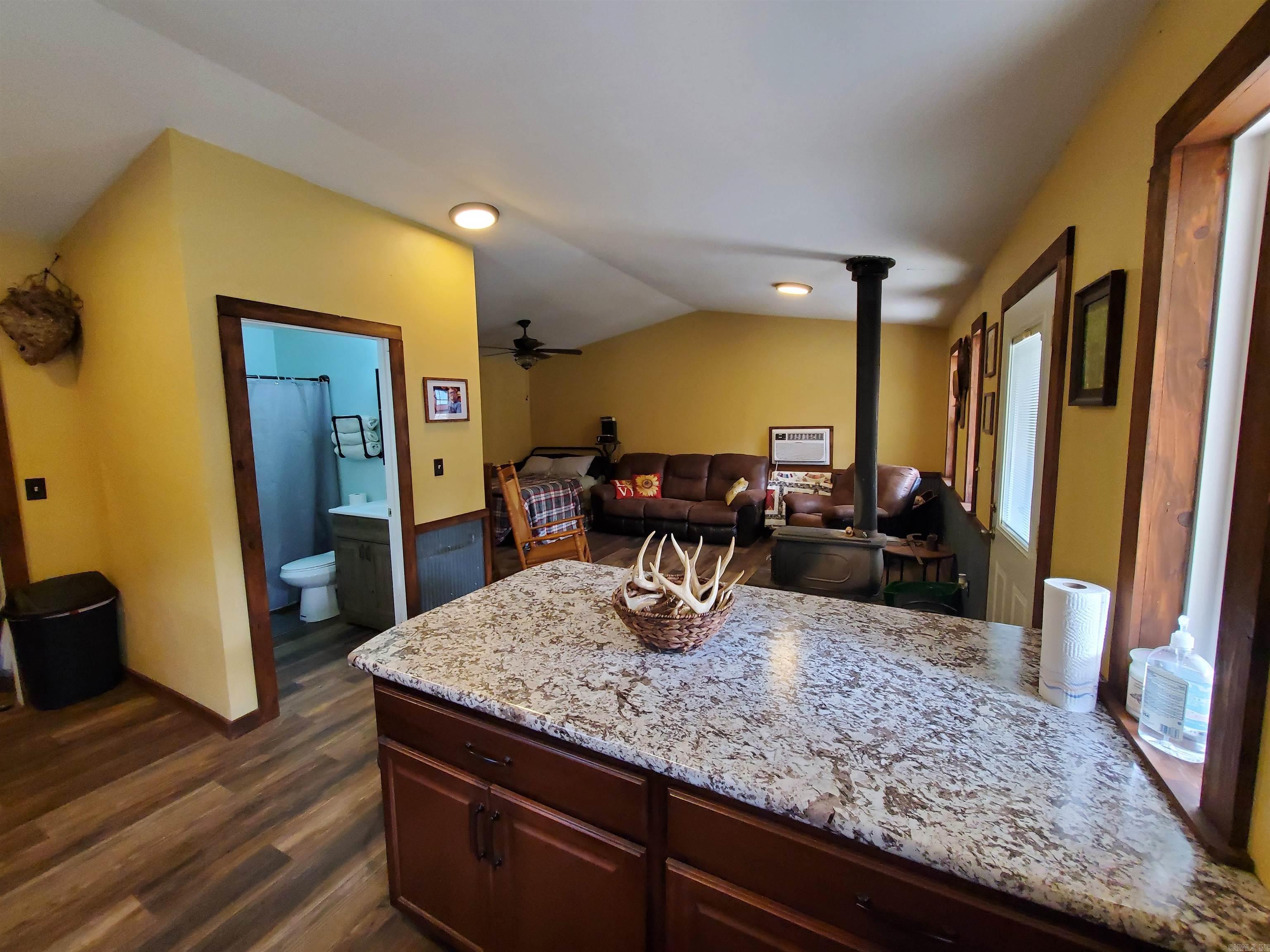 823 CR 352  Piggott, AR