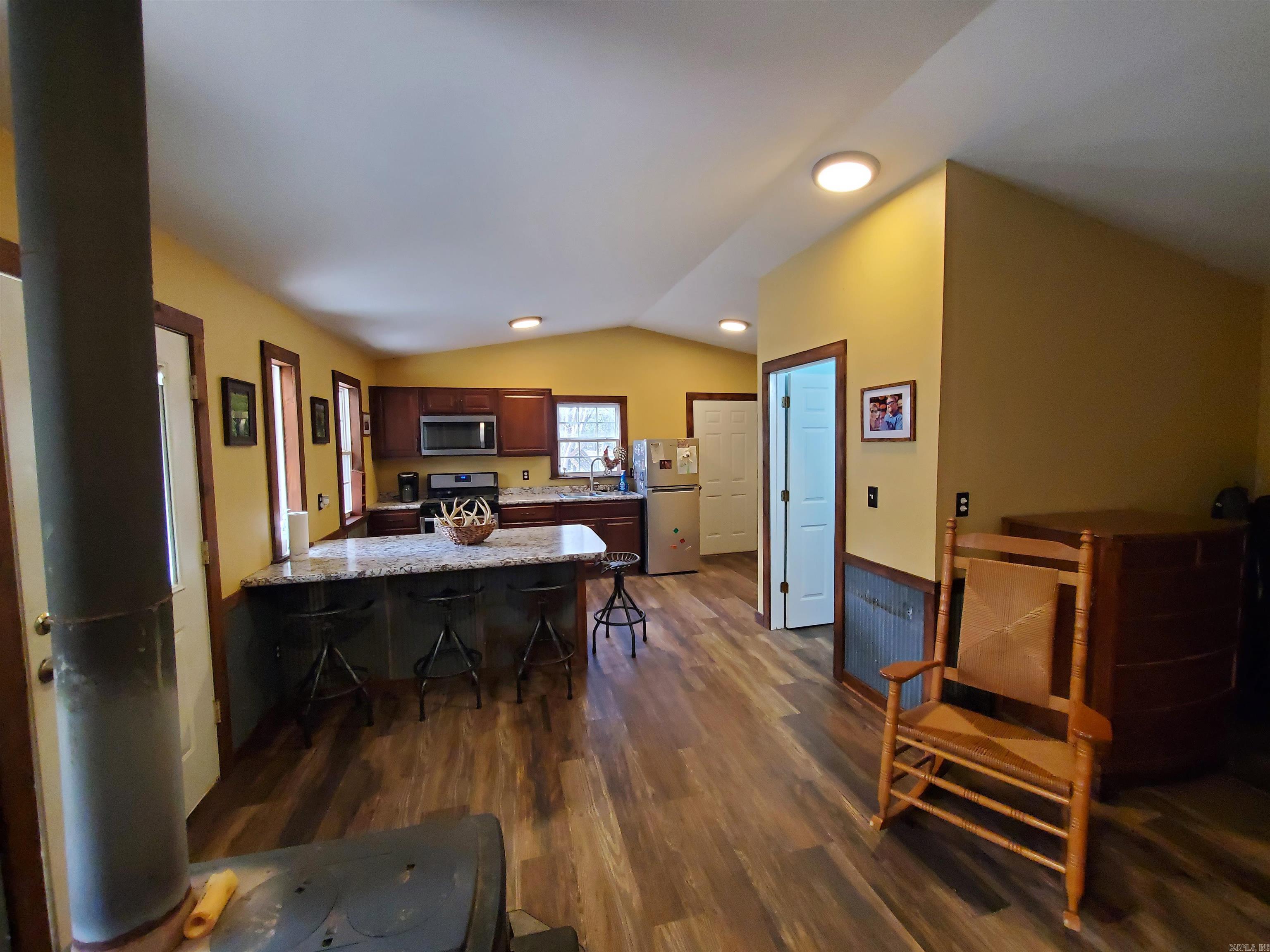 823 CR 352  Piggott, AR