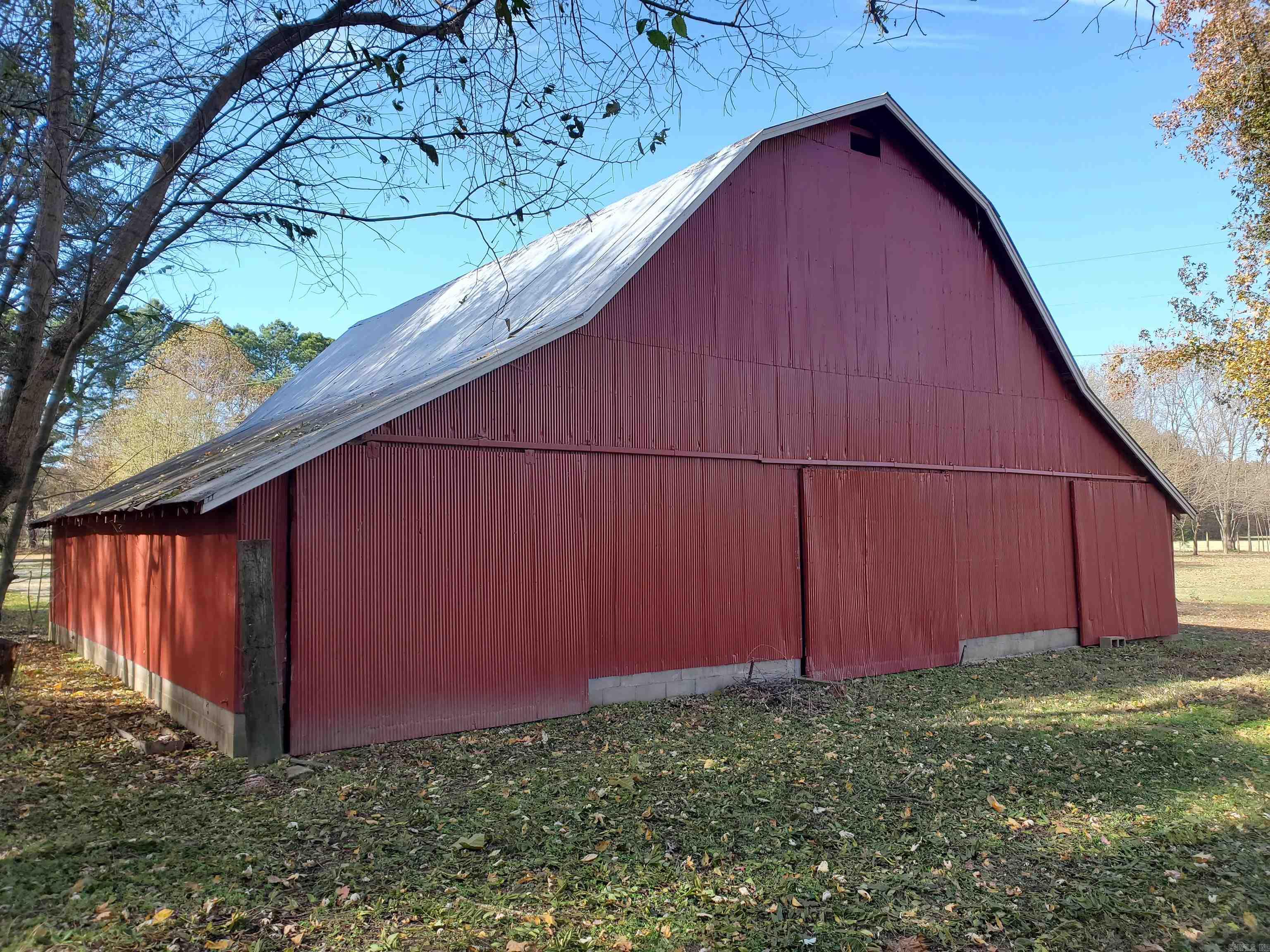 823 CR 352  Piggott, AR