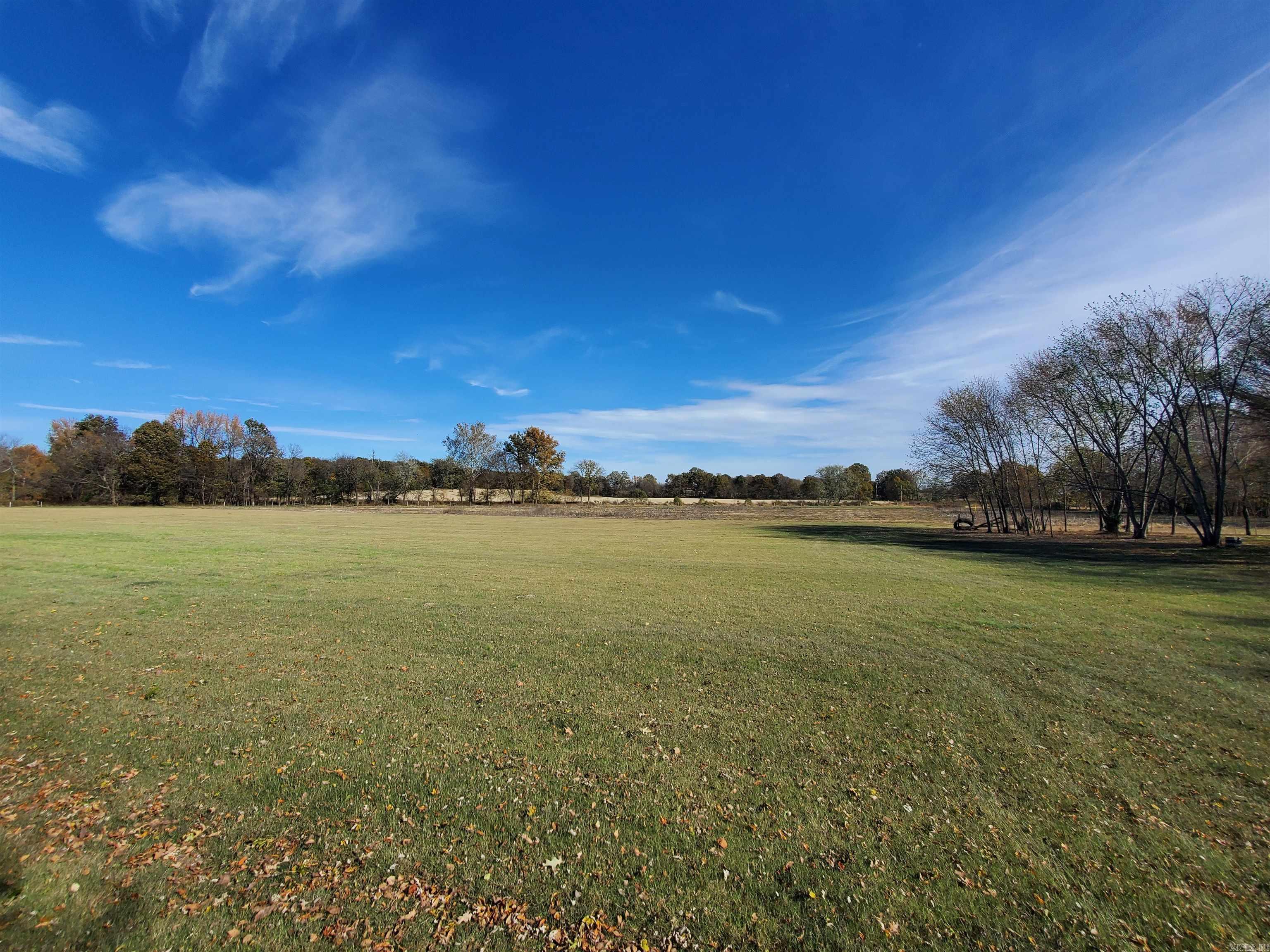 823 CR 352  Piggott, AR