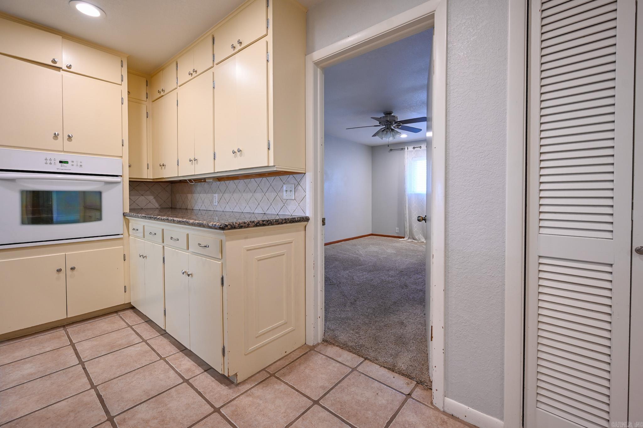 101 Eight St Mena, AR 71953