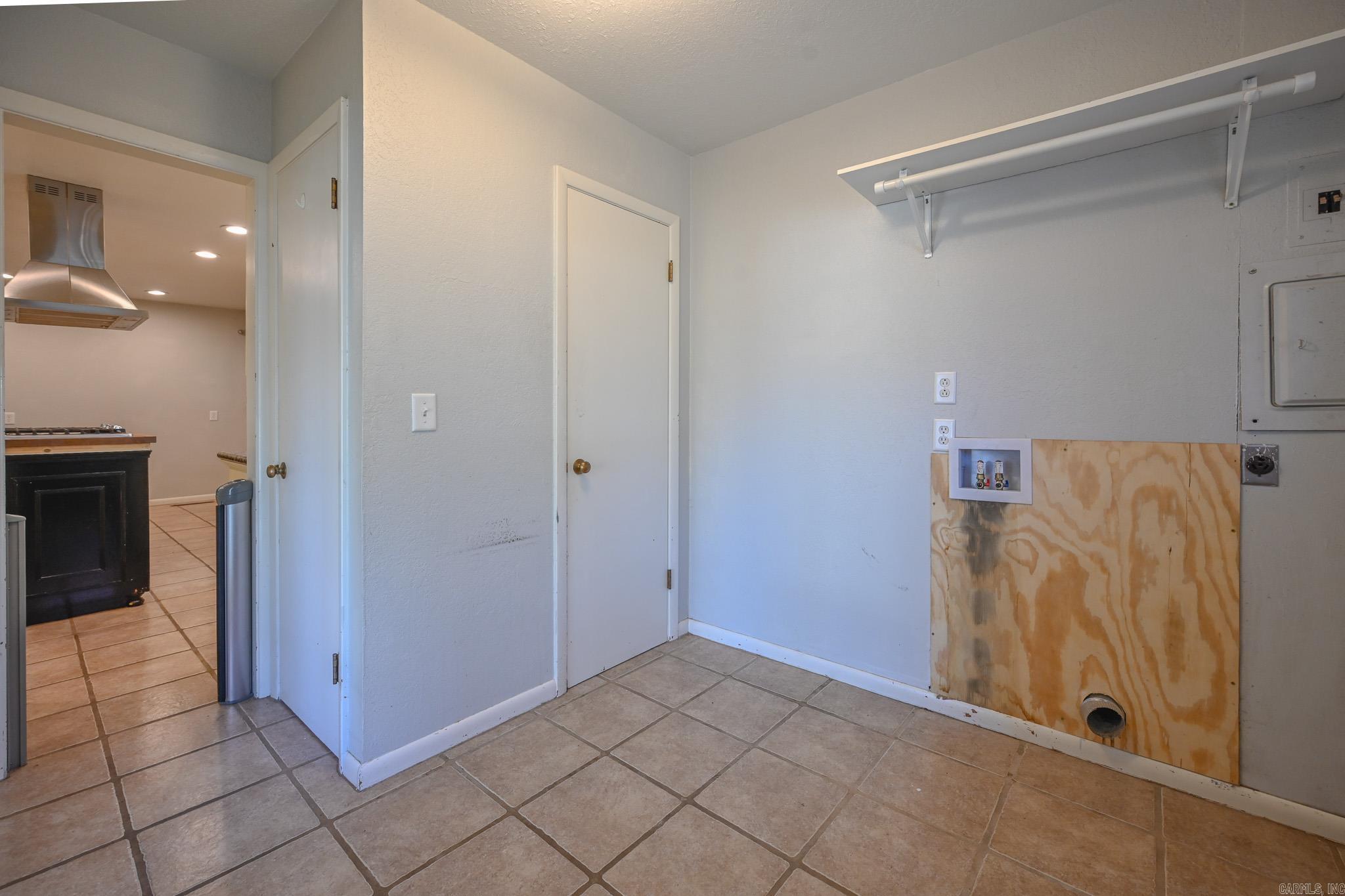 101 Eight St Mena, AR 71953